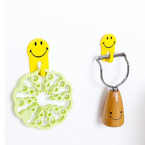 Plastic Self-adhesive Smiley Face Hooks 1 Kg Load Capacity (6pcs) - Happy Price - Image 5