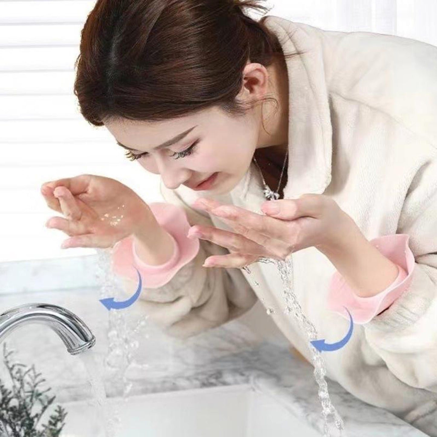 Silicone Wrist Water Stoppers - 2 Pc Set for Dry Sleeves - Happy Price - Image 3