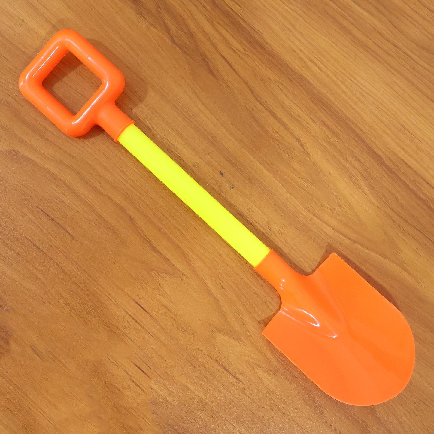 Kids Beach Sand Shovel Toy (1 Pc) - Lightweight Plastic Digging Spade for Outdoor Fun - Happy Price - Image 7