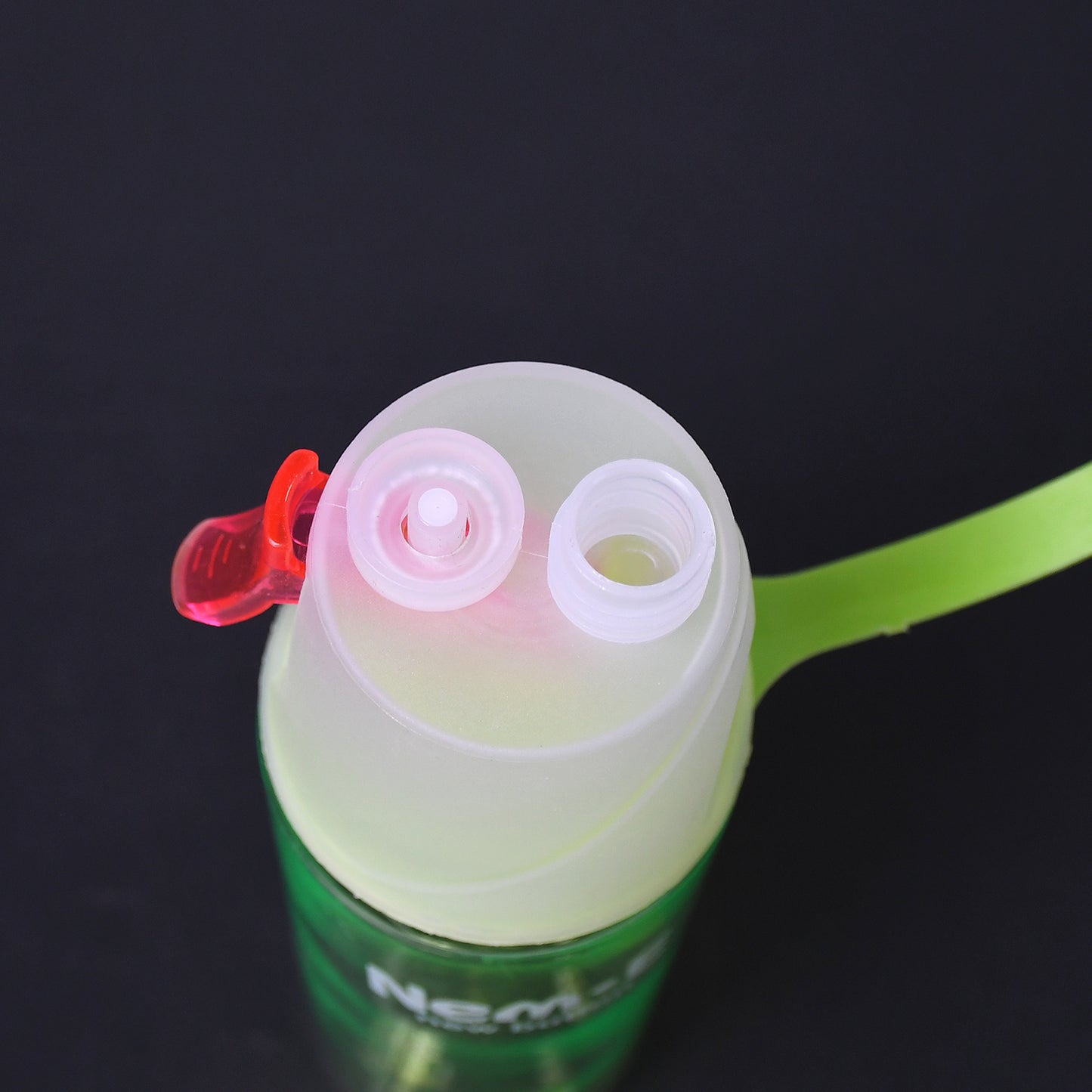 600ml Spray Water Bottle for Sports & Fitness - BPA Free - Great Price - Image 7