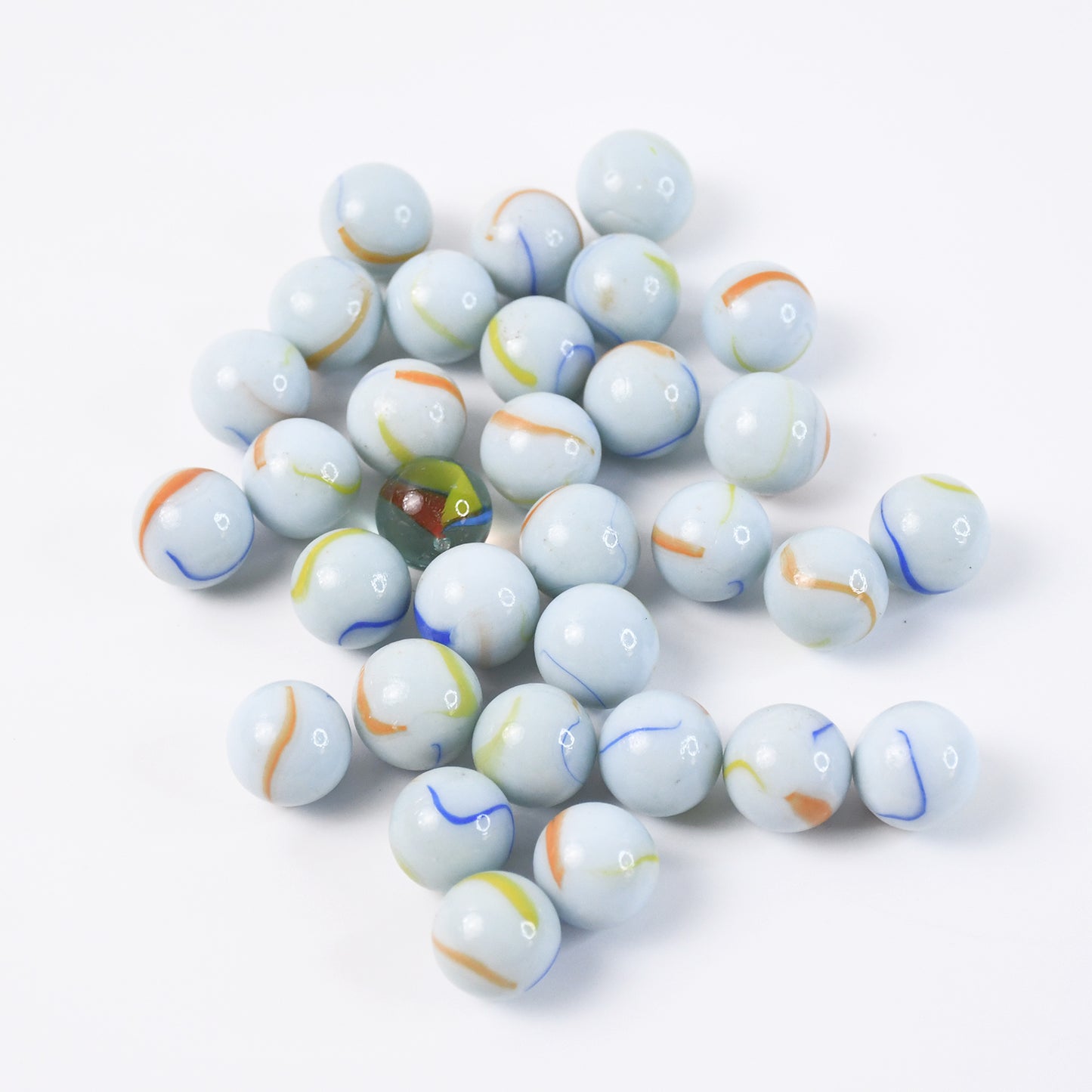 Classic White Glass Marbles with Swirls - Approx 30 Pcs Pack for Games & Crafts - Happy Price - Image 4