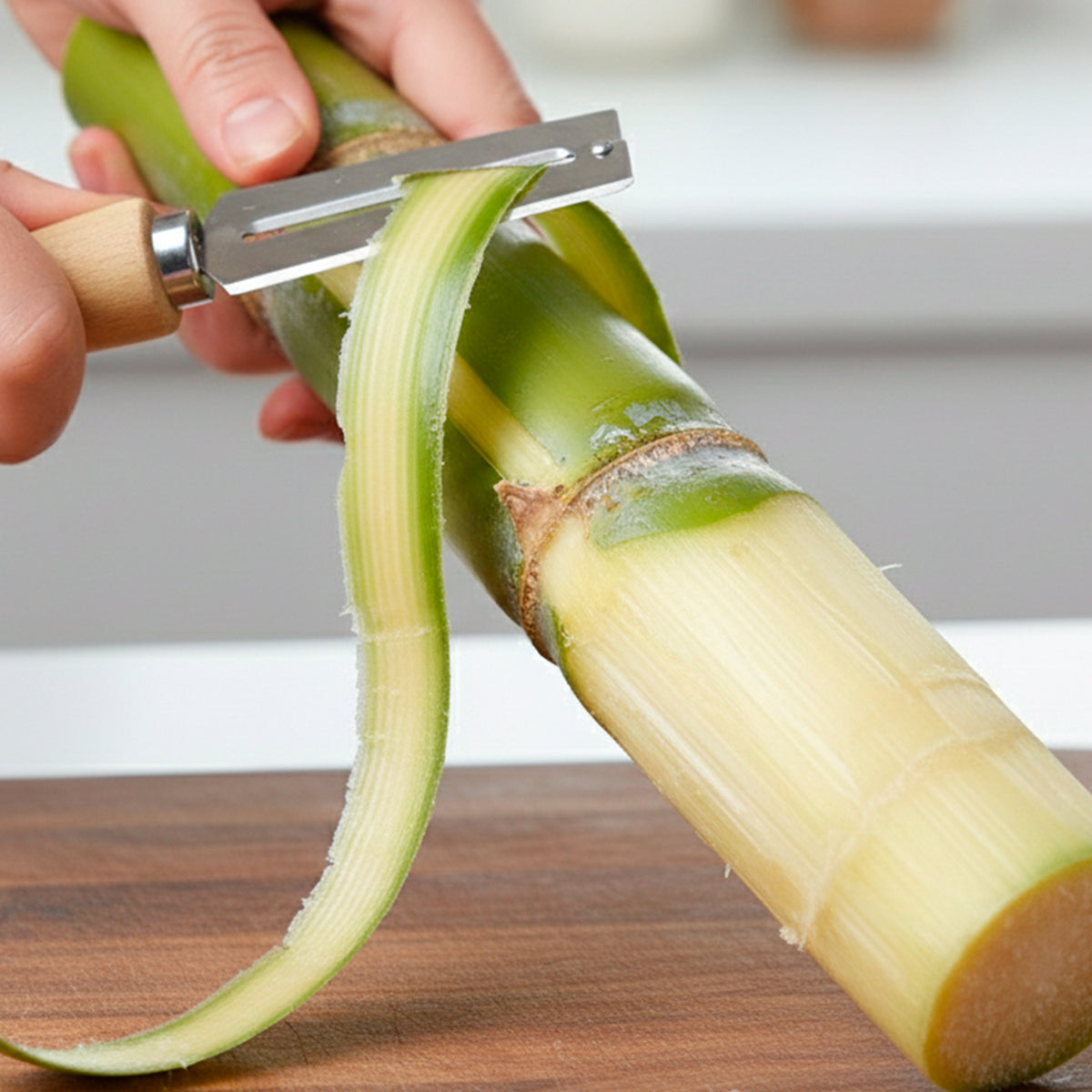 Durable Stainless Steel Vegetable Peeler with Wooden Handle - 1 Pc Kitchen Tool - Happy Price - Image 6