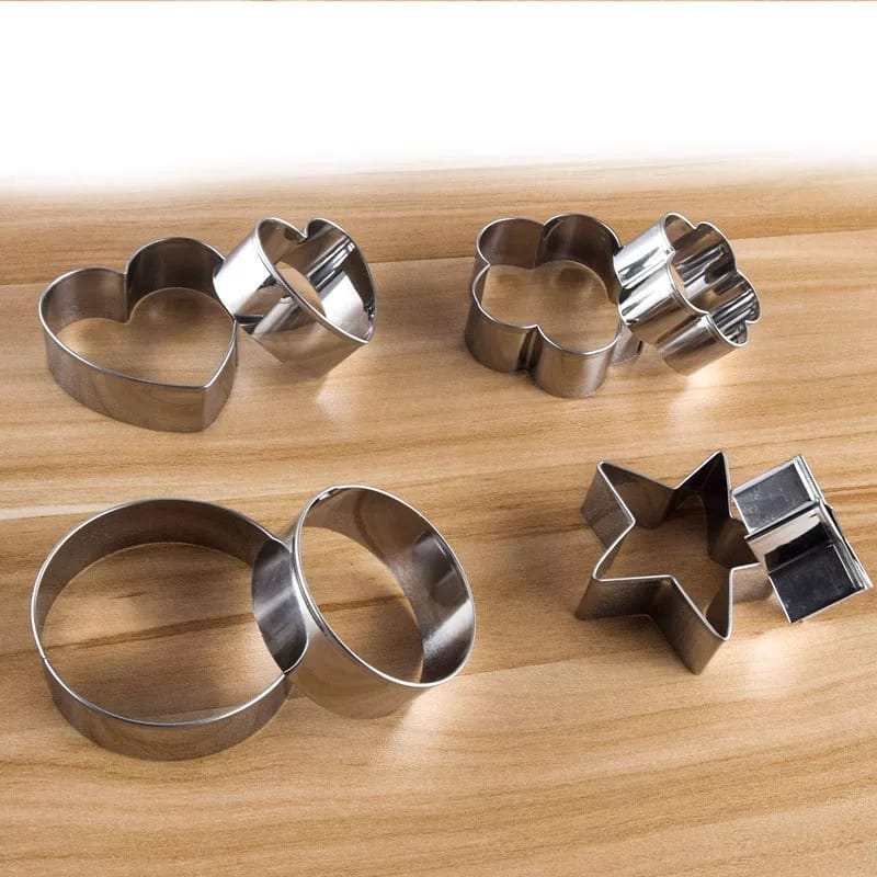 0813 Cookie Cutter Stainless Steel Cookie Cutter With Shape Heart Round Star And Flower (12 Pieces) - Happy Price - Image 1