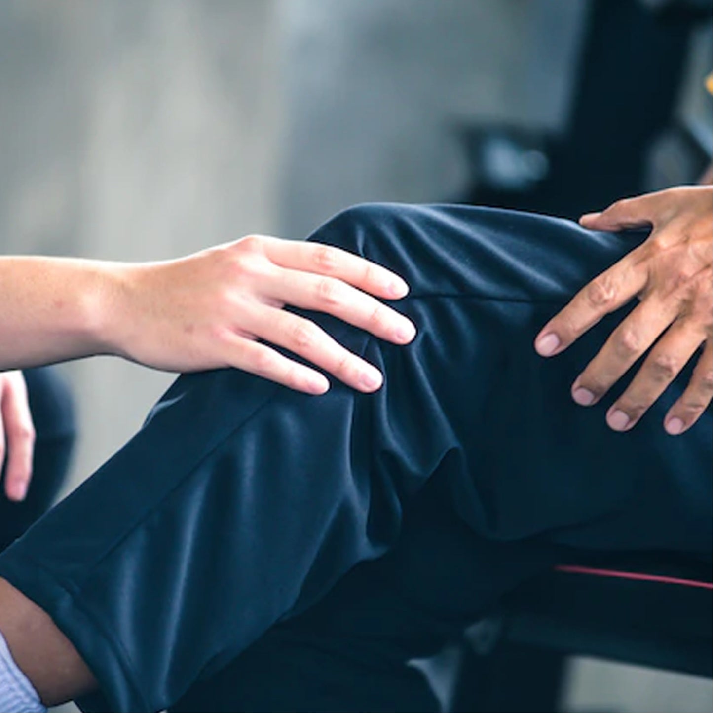 Medium Knee Support Cap for Pain Relief & Injury Protection - Happy Price - Image 3