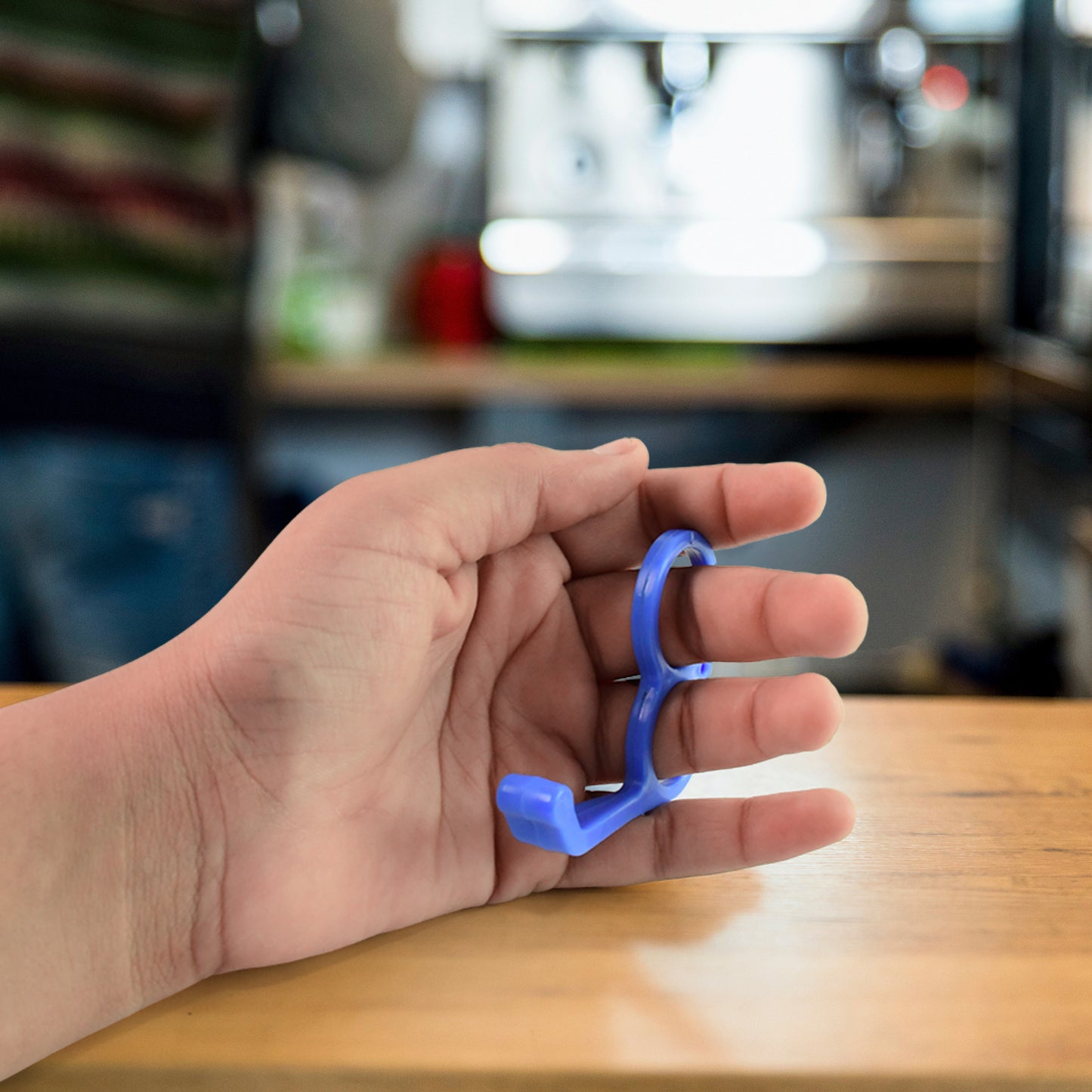 Plastic Hand Mobile Stand (Mix Color 1 Pc) - Happy Price - Image 5