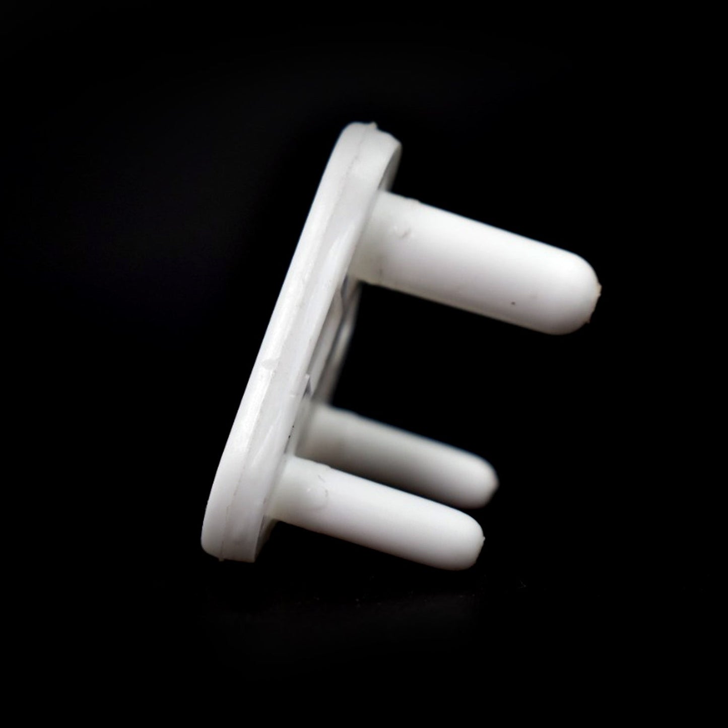 Baby Safety Small Electrical Socket Cover Outlet Plug Protector (Pack Of 100pc) - Happy Price - Image 6