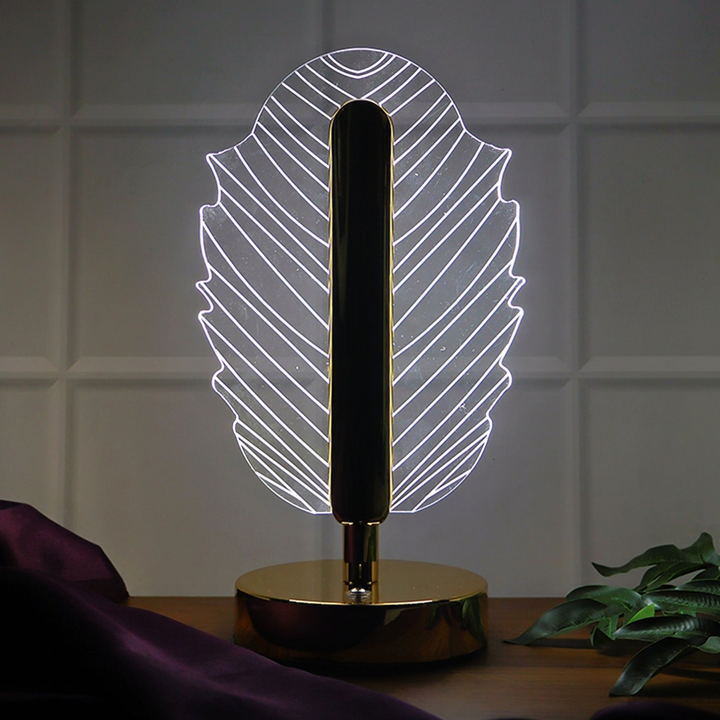 Leaf Shape Crystal Table Lamp with USB Charging (1 Pc) - Happy Price - Image 5