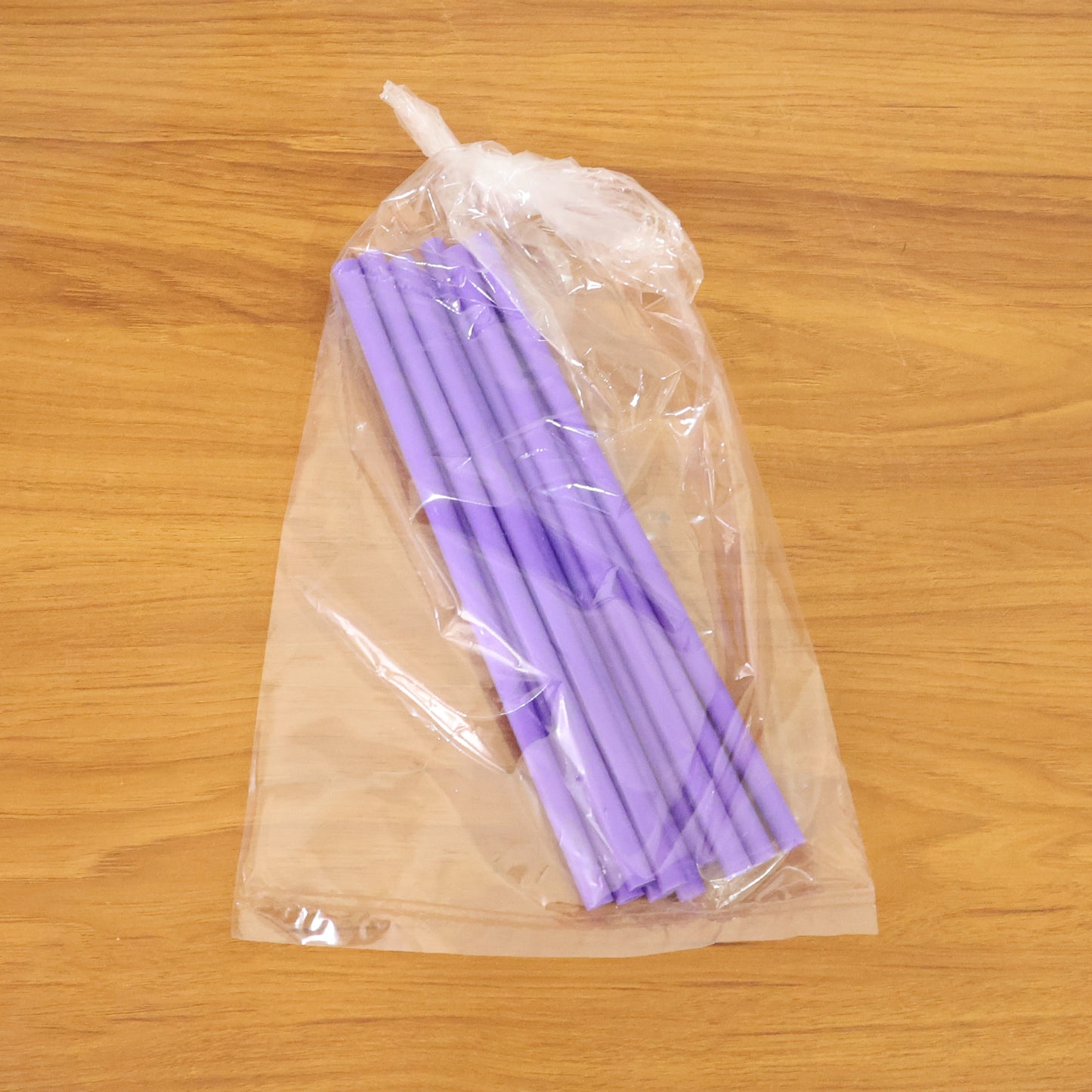 Pack of 10 Reusable Plastic Drinking Straws for Cold Beverages - Happy Price - Image 7