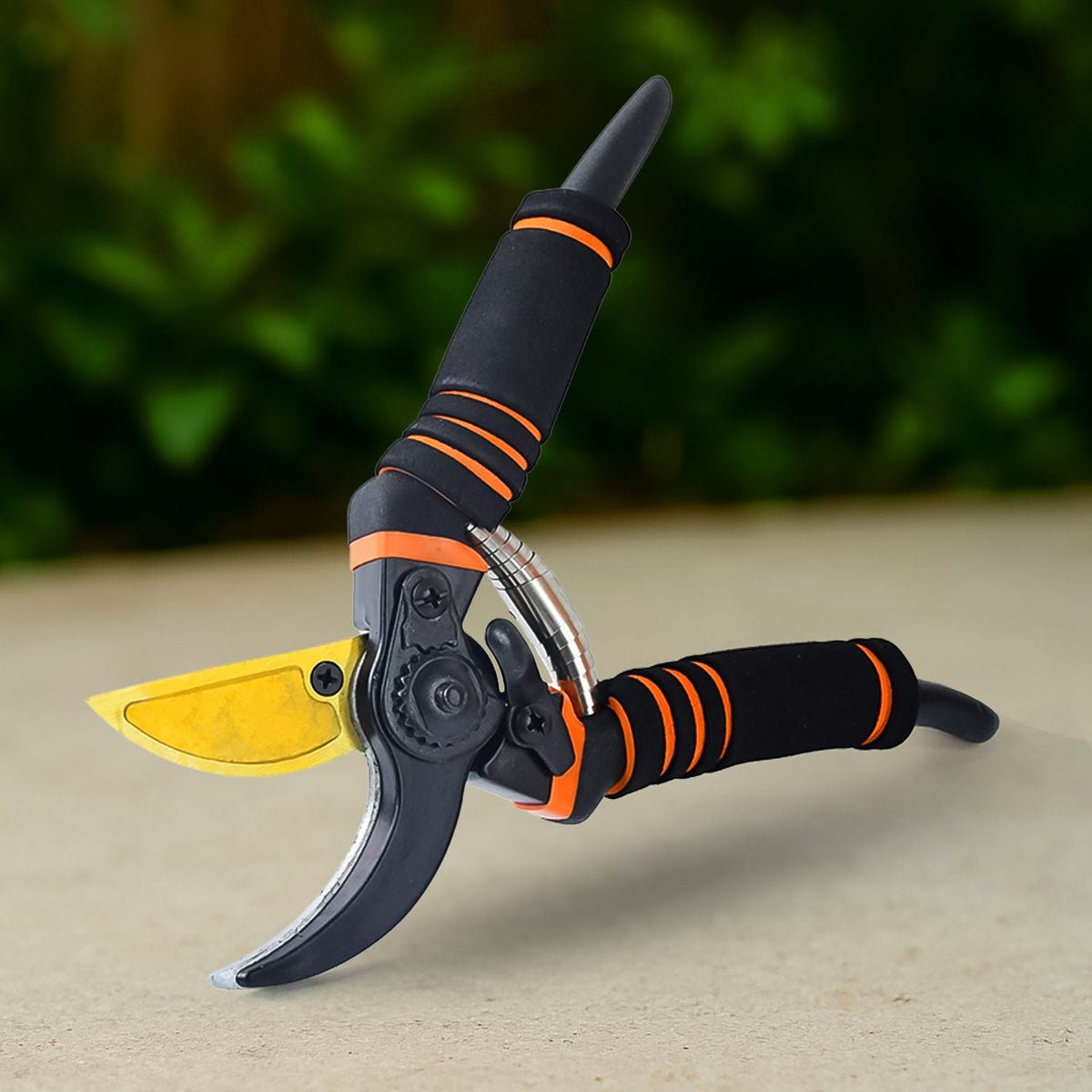 All-Season Garden Maintenance Set