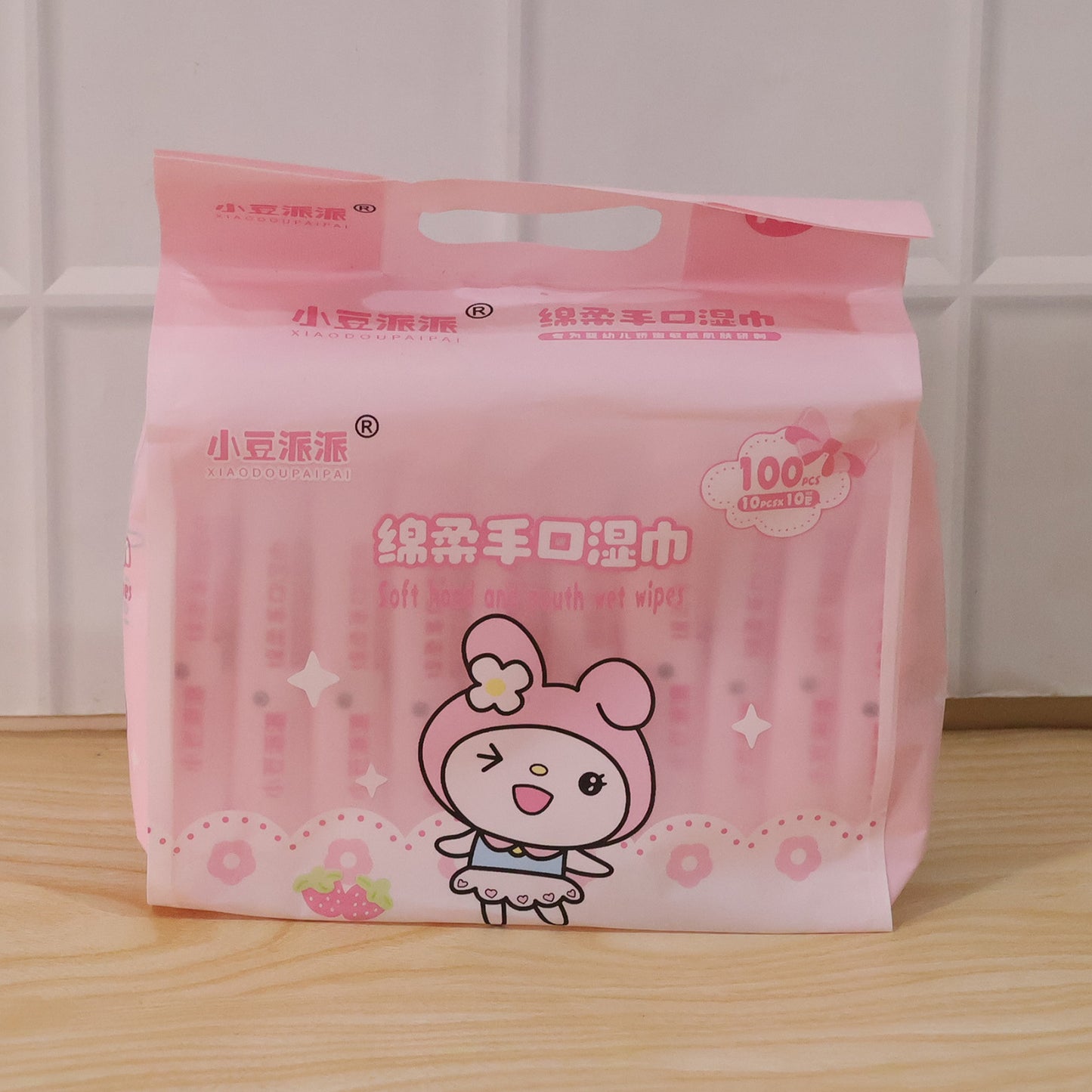 Cartoon Print Soft Wet Wipes - 100 Pieces (10 Packs x 10 Pc) - Great Price - Image 5