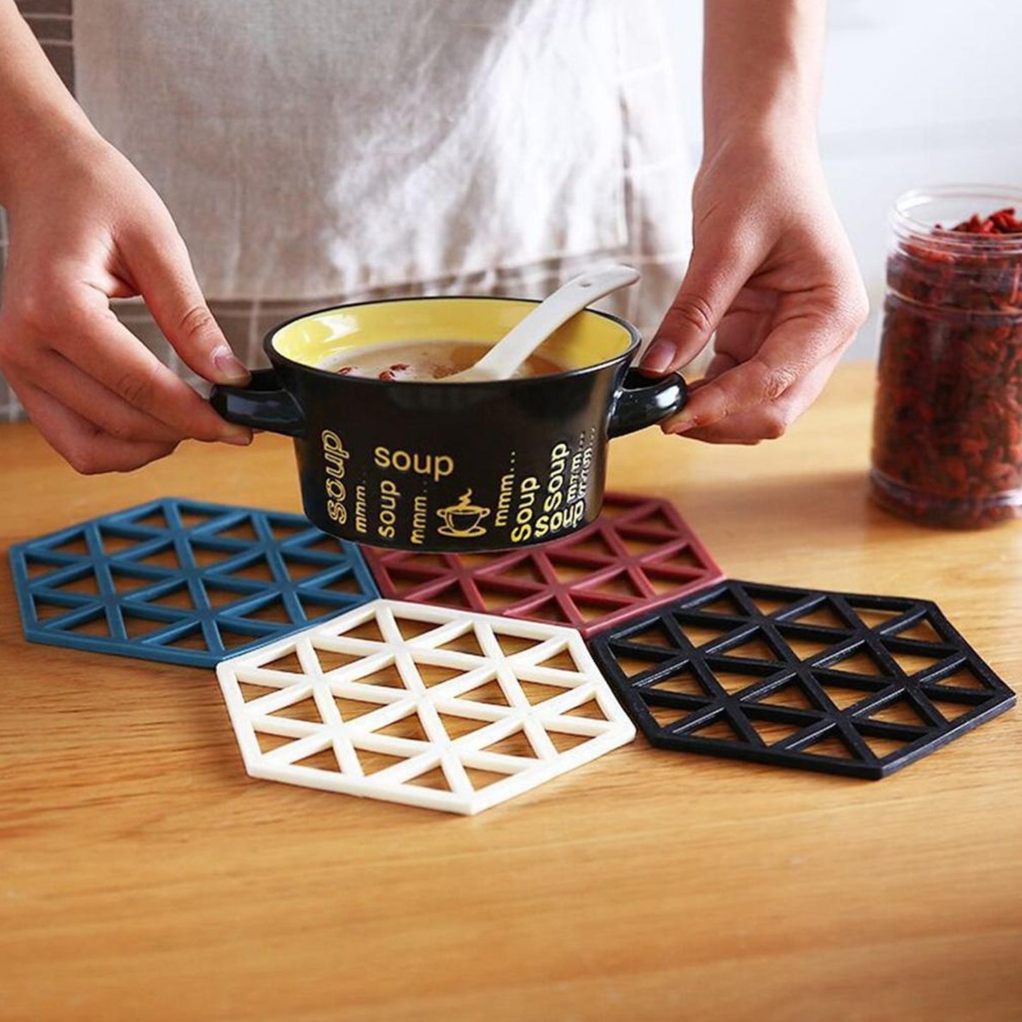 Cup Mat Pvc Tea Coaster Non-slip Placemat High Temperature Insulation Pad Hollow Pot Mat Bowl With Anti-hot - Happy Price - Image 4