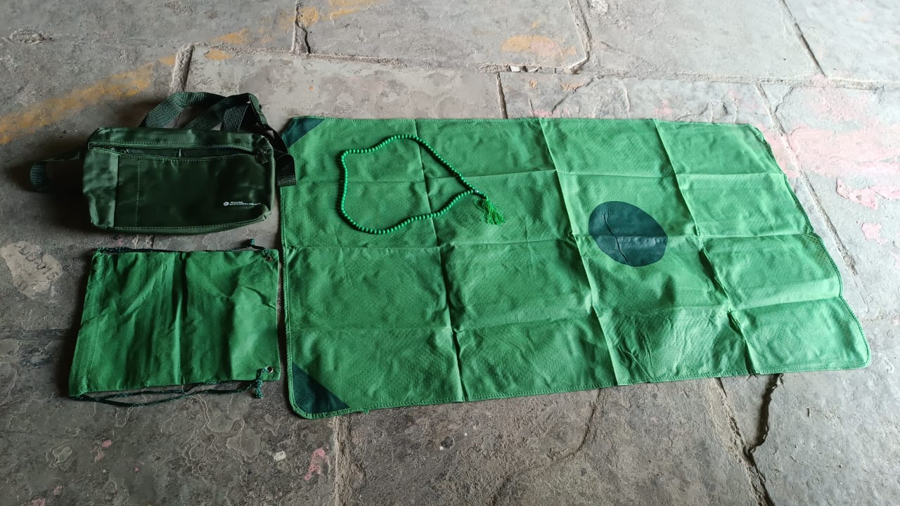 4 In 1 Shoulder Hajj Kit (4 Pcs Set) - Happy Price - Image 7