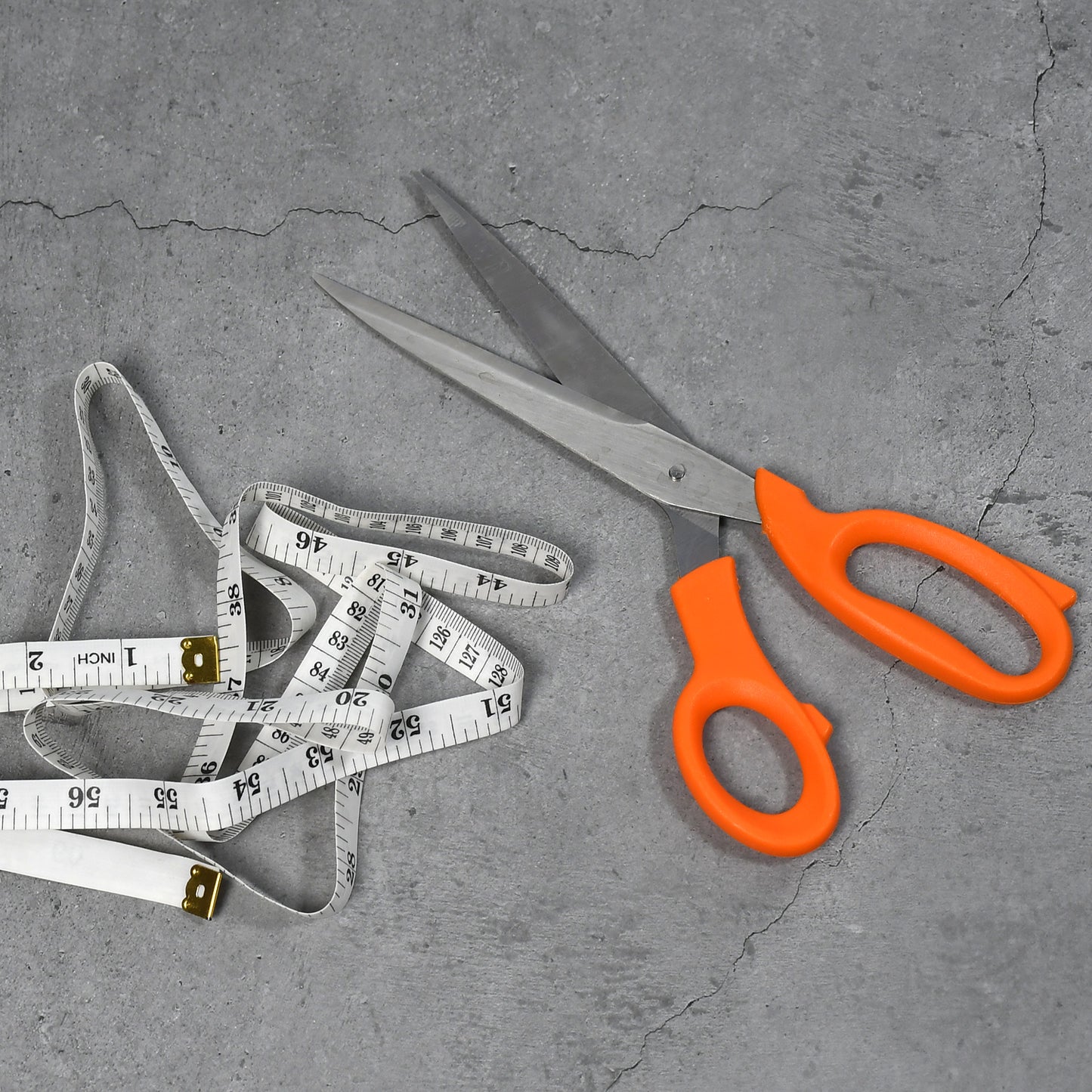 Tailor Scissors And Measuring Tape High Quality Scissor With Flexible Measuring Tape For Tailor Home Use Scissor - Happy Price - Image 5