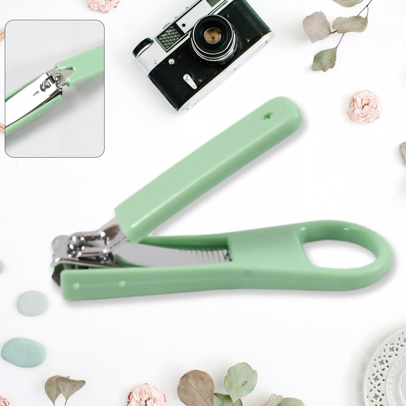 Durable Green Nail Clipper with Nail Catcher and File - Happy Price - Image 1