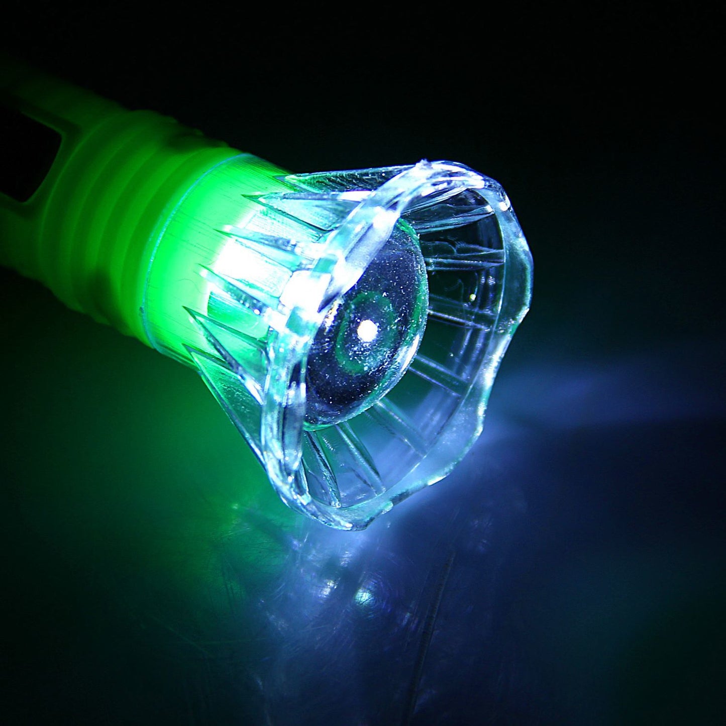 Small Plastic Torch For Kids Plastic Led Flashlight Torch Beautiful Attractive Good Gift Item Pocket Torch For Kids (1 Pc) - Happy Price - Image 3