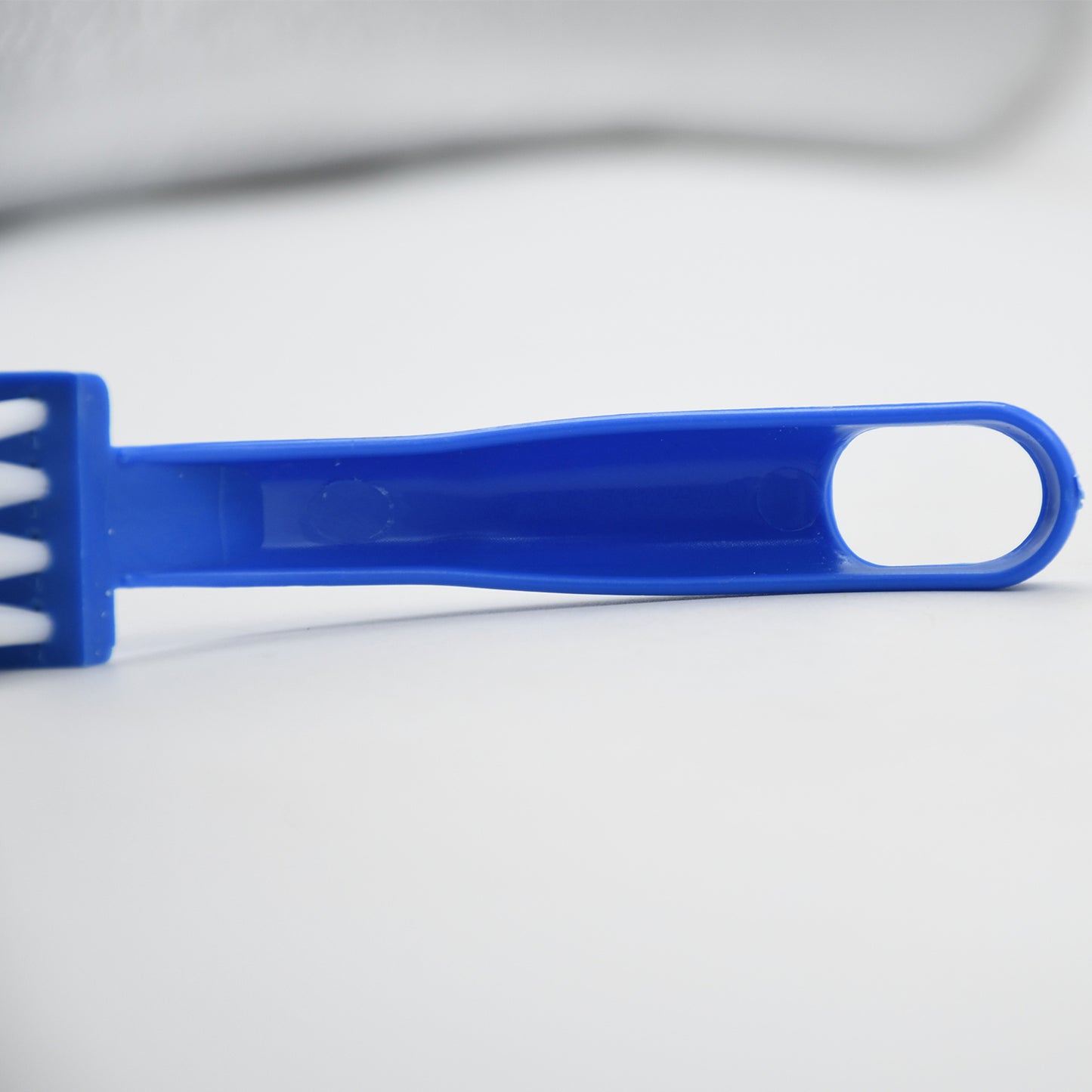 Multi-purpose Kitchen Cleaning Brushes - Fish Cleaning Vegetable Cleaning Tool Cleaner Utensils Fruit Cleaning 3 Piece - Happy Price - Image 3