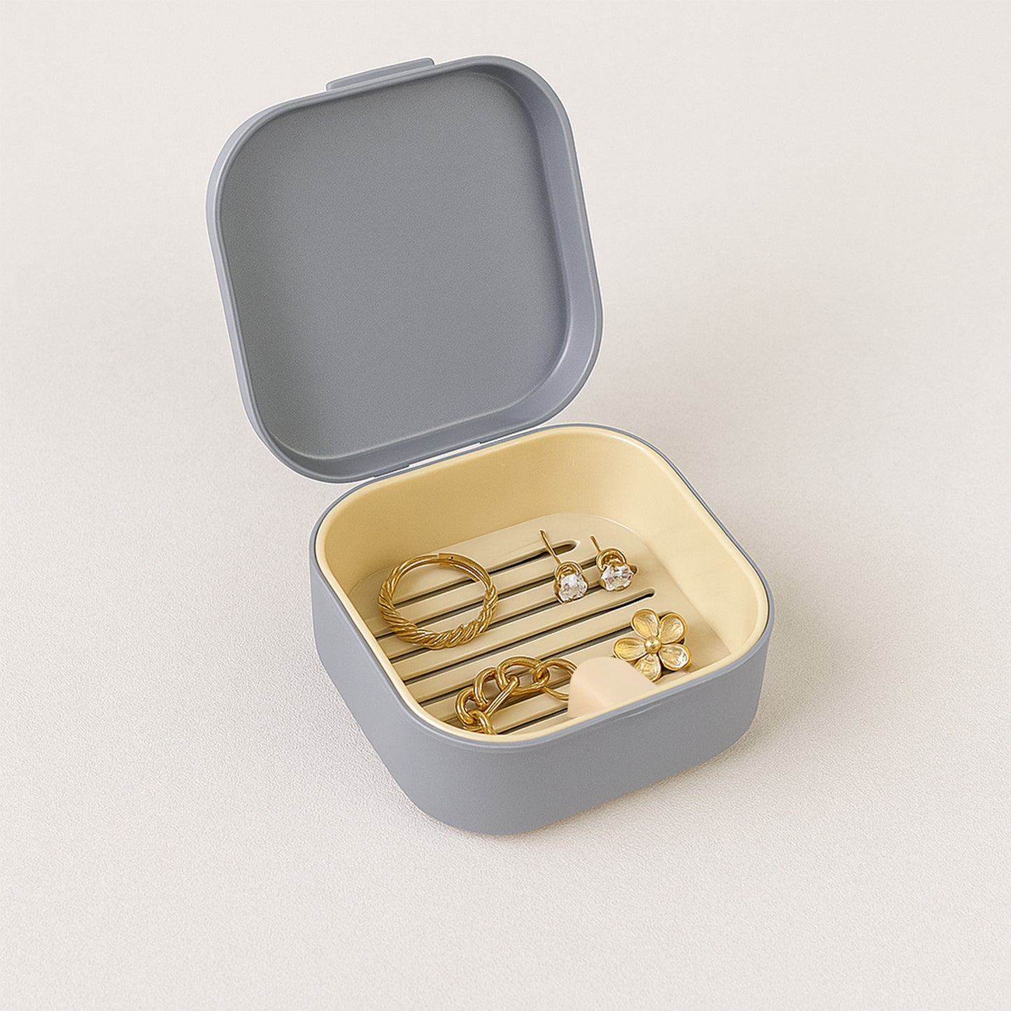 Oblivion Teeth Storage Box With Lid And Inner Tray (1 Pc) - Happy Price - Image 2