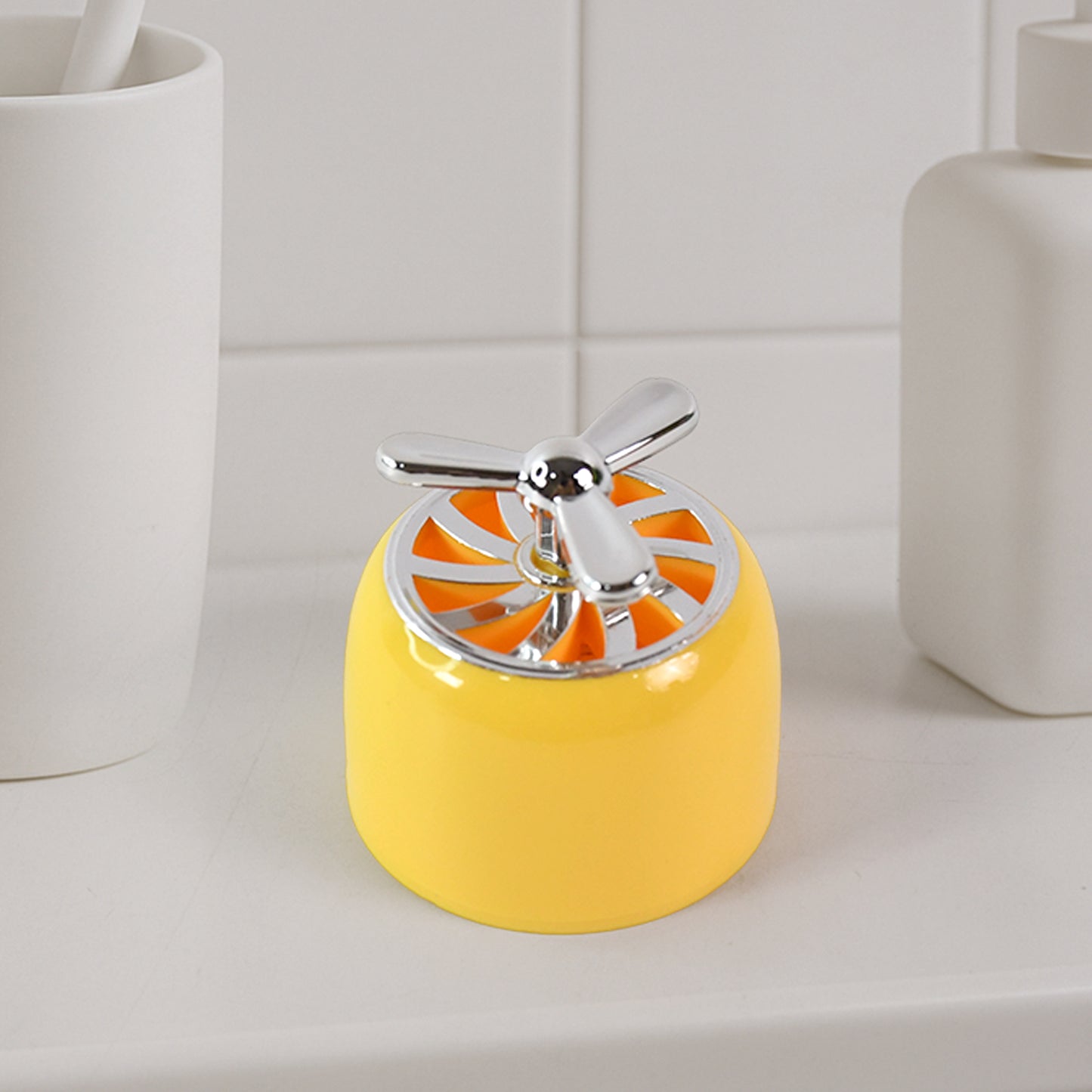 Stylish Mini Propeller Shape Car Dashboard Air Freshener (1 Pc) - Happy Price - Image 4