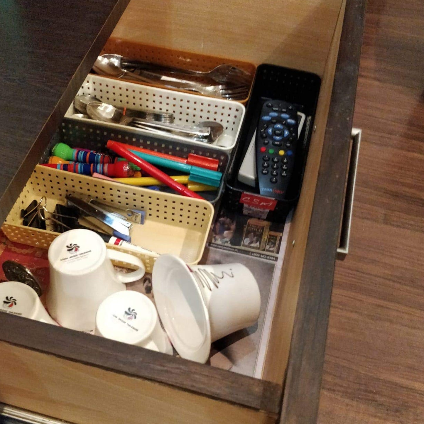 Plastic Multipurpose Desk Organizer Tray Office Drawer Dividers Storage Bins For Kitchen Bathroom Office Makeup Bedroom Dresser Craft Basket Rack Multicolour (6 Pcs Set) - Happy Price - Image 5