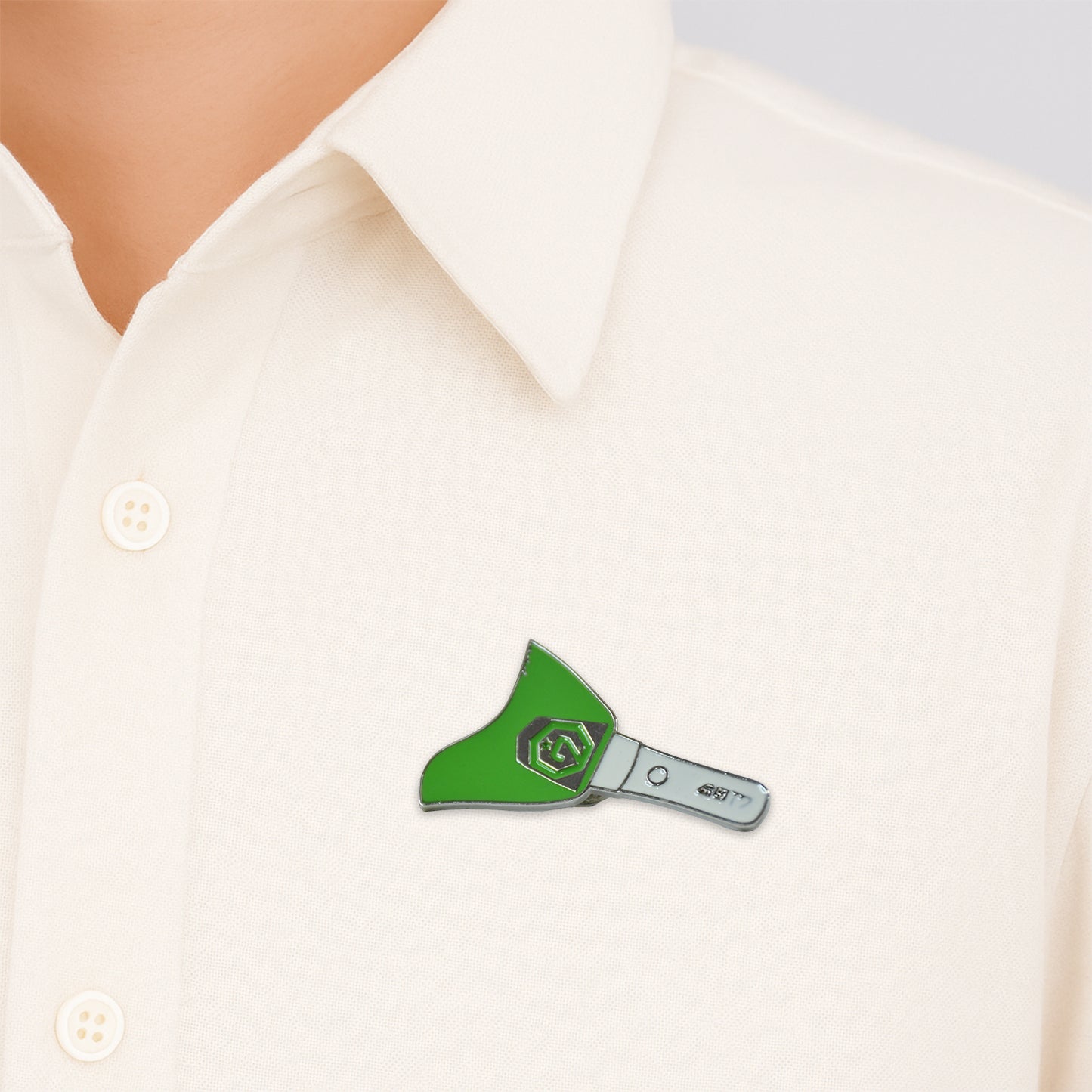 Stylish Metal Badge Pin Single Piece (Random Design) - Happy Price - Image 3