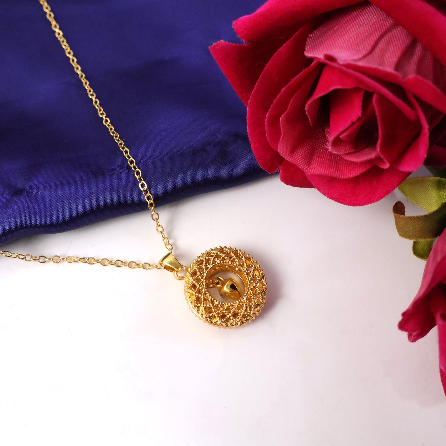 Gold-Tone Round Jhumka Pendant Chain Necklace for Women (1 Pc) - Happy Price - Image 5