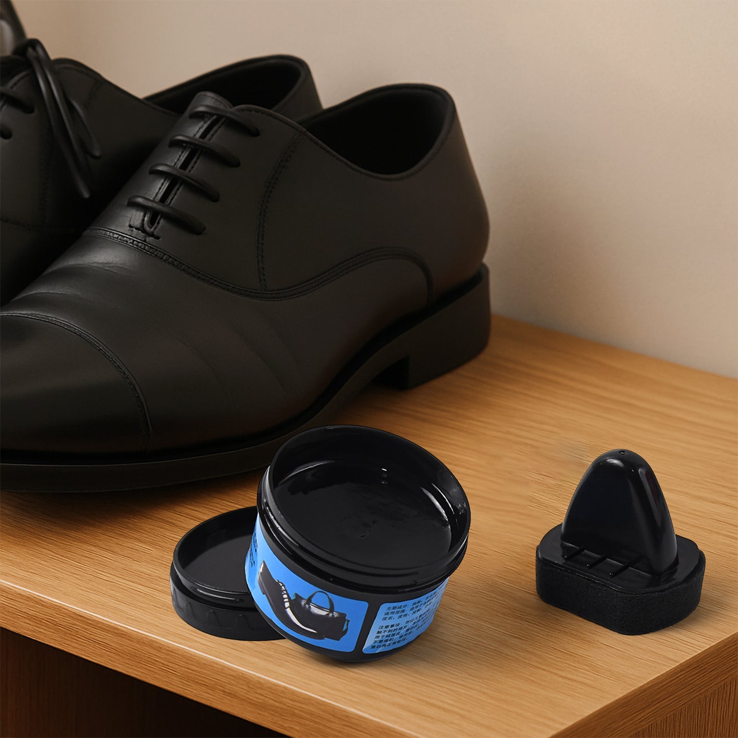 Instant Shoe Shine Sponge With Liquid Polish (1 Pc) - Happy Price - Image 4