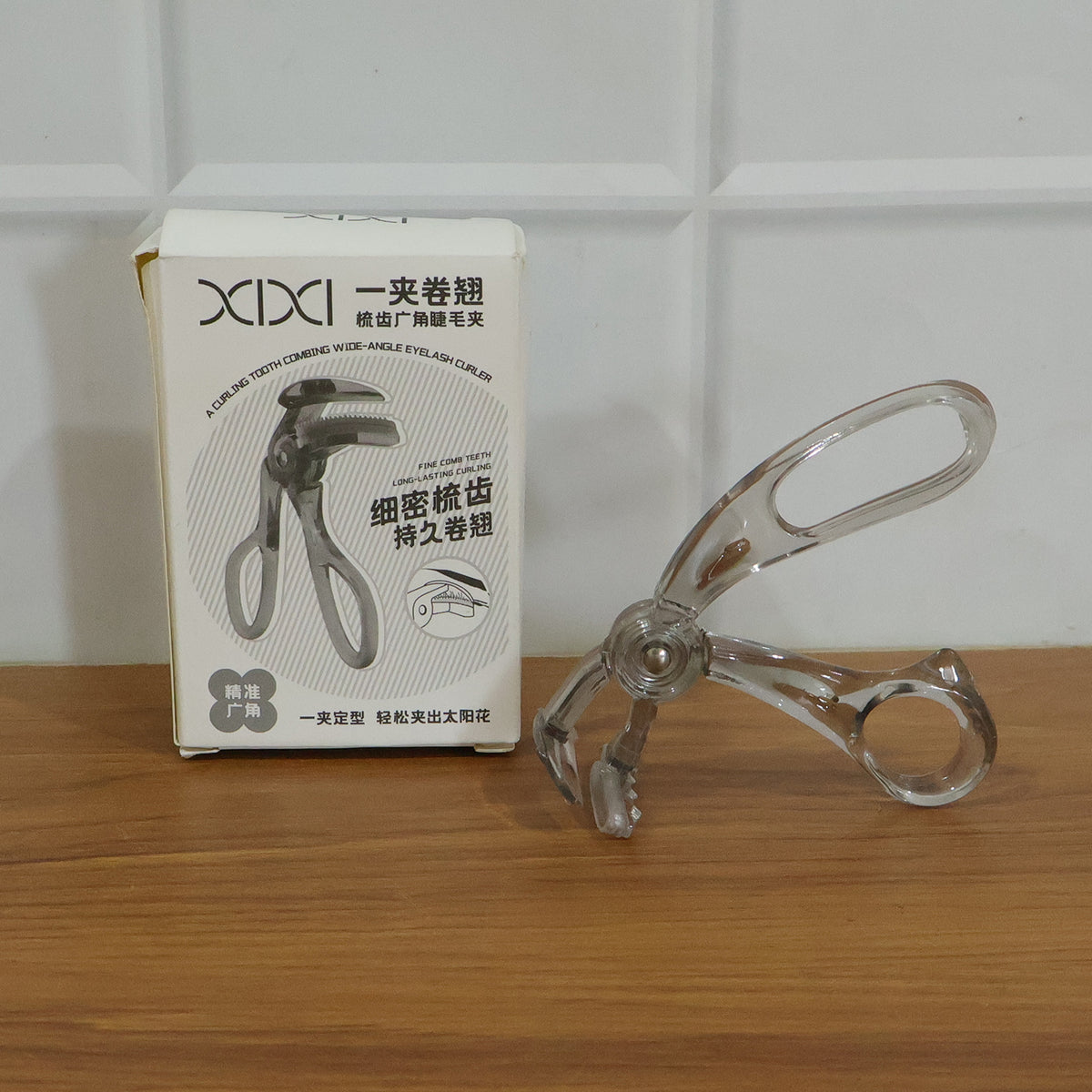 Plastic Eyelash Curler (1 Pc) - Gentle Lash Lift Tool - Happy Price - Image 7