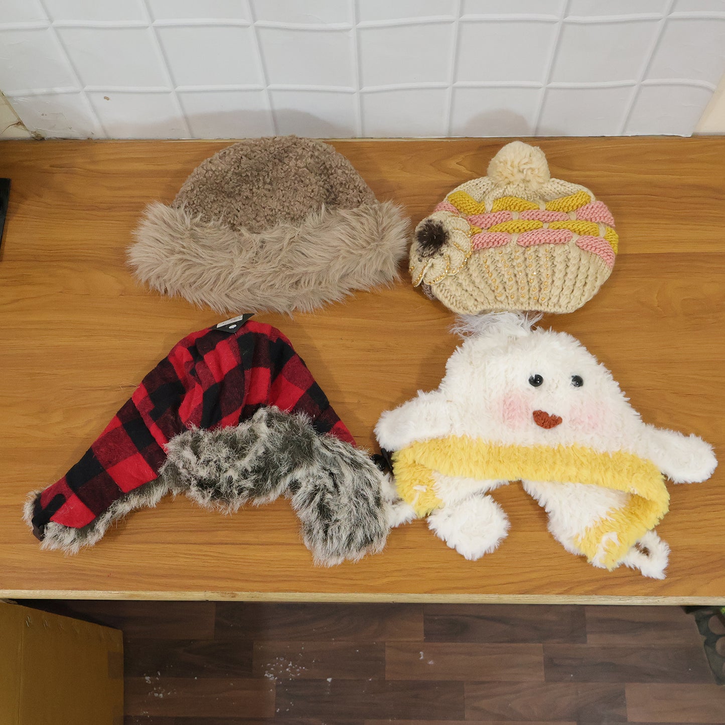 All-Season Fashion Cap for Men & Women - Warm Woolen & Lightweight Summer Styles (1 Pc, Random Mix Design) - Great Price - Image 7