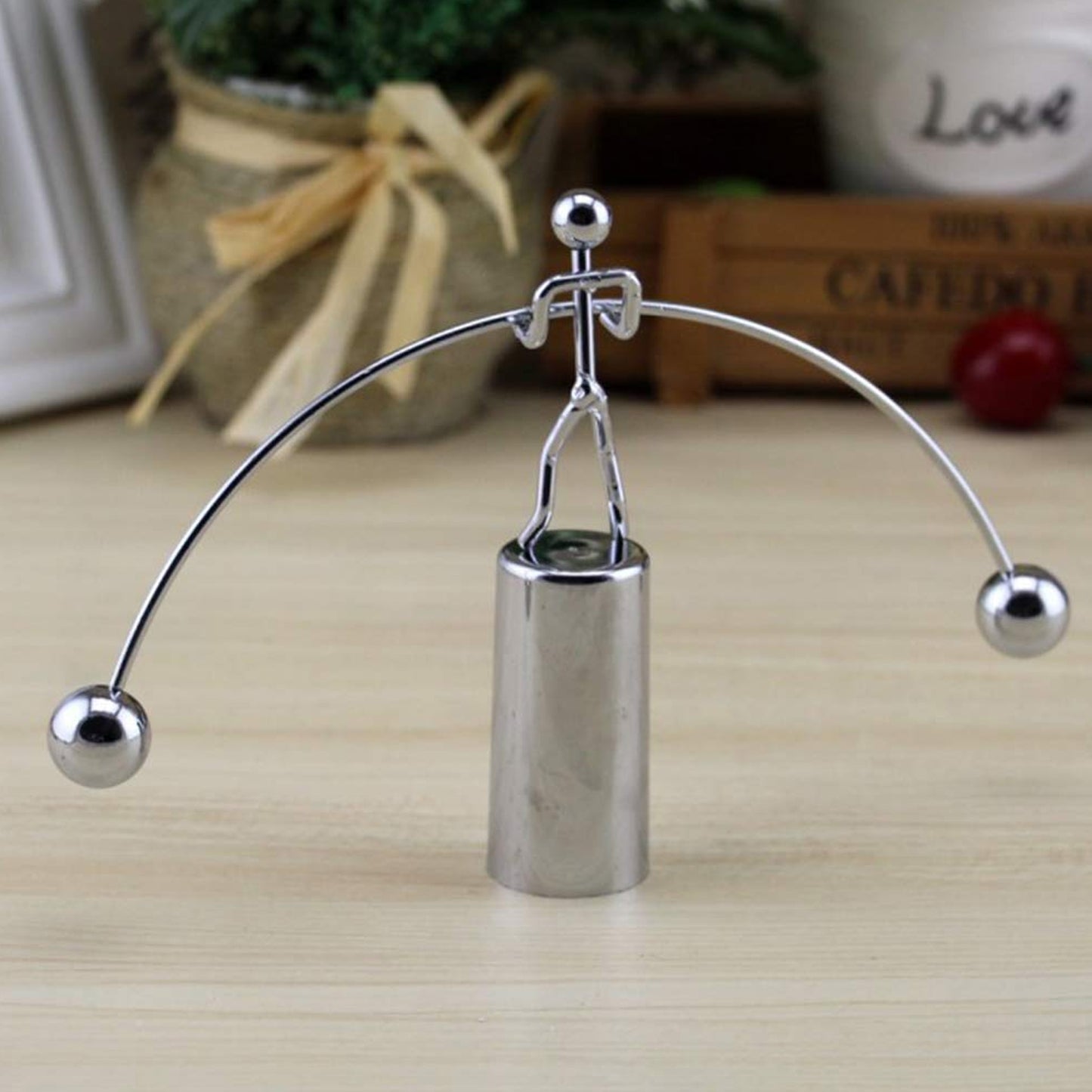 Mini Steel Balance Toy Decoration Pendulum Newton Cradle Balance Ball Tumbler Desk Toy Metal Man Home Home Decoration Crafts - Happy Price - Image 4