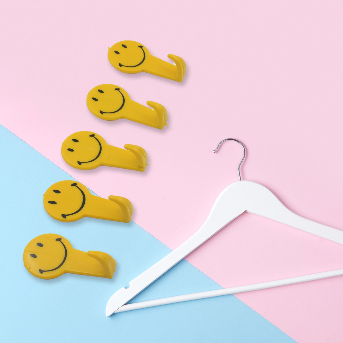 4 Pc Adhesive Hook For Holding Stuffskey And Other Items - Happy Price - Image 3