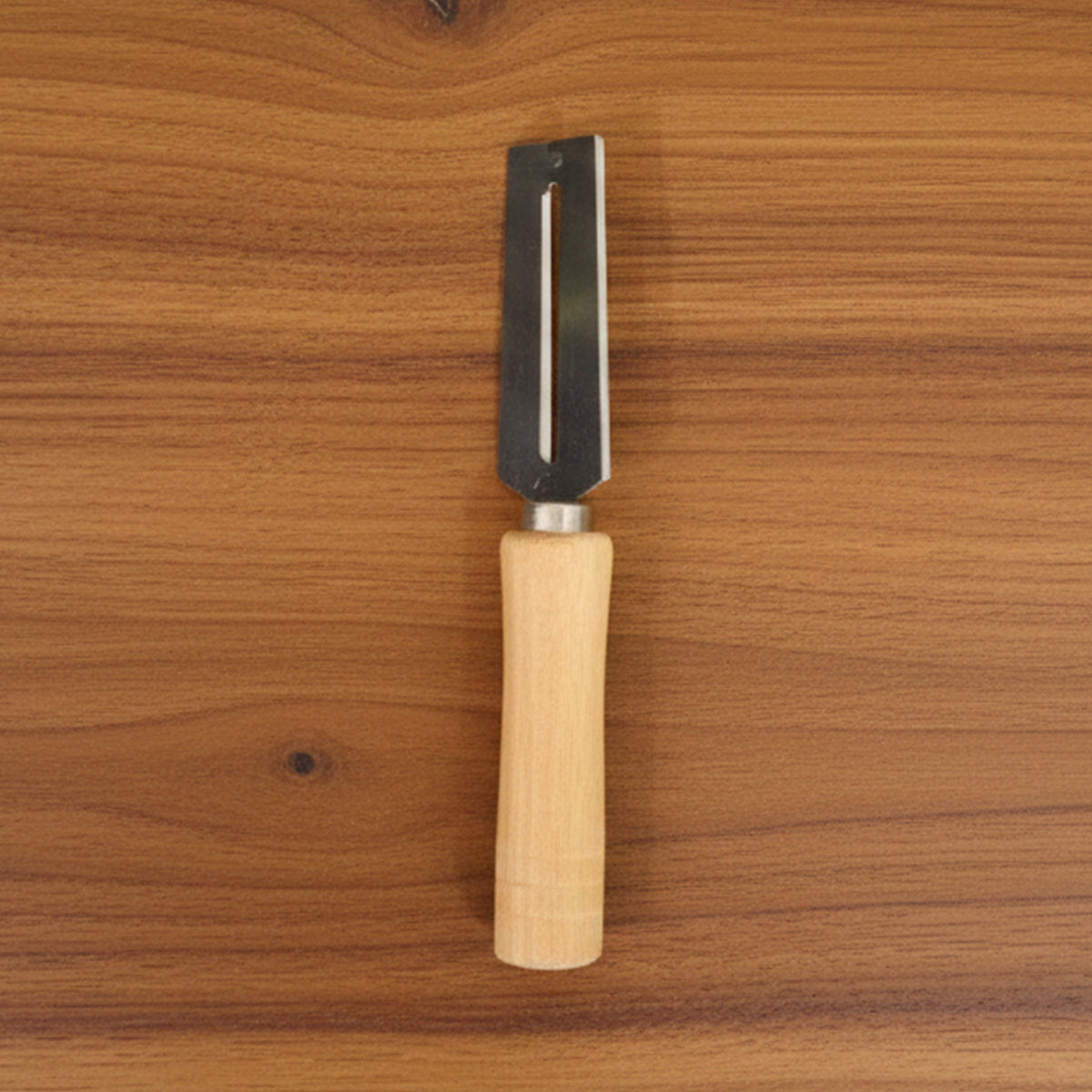 Durable Stainless Steel Vegetable Peeler with Wooden Handle - 1 Pc Kitchen Tool - Happy Price - Image 7