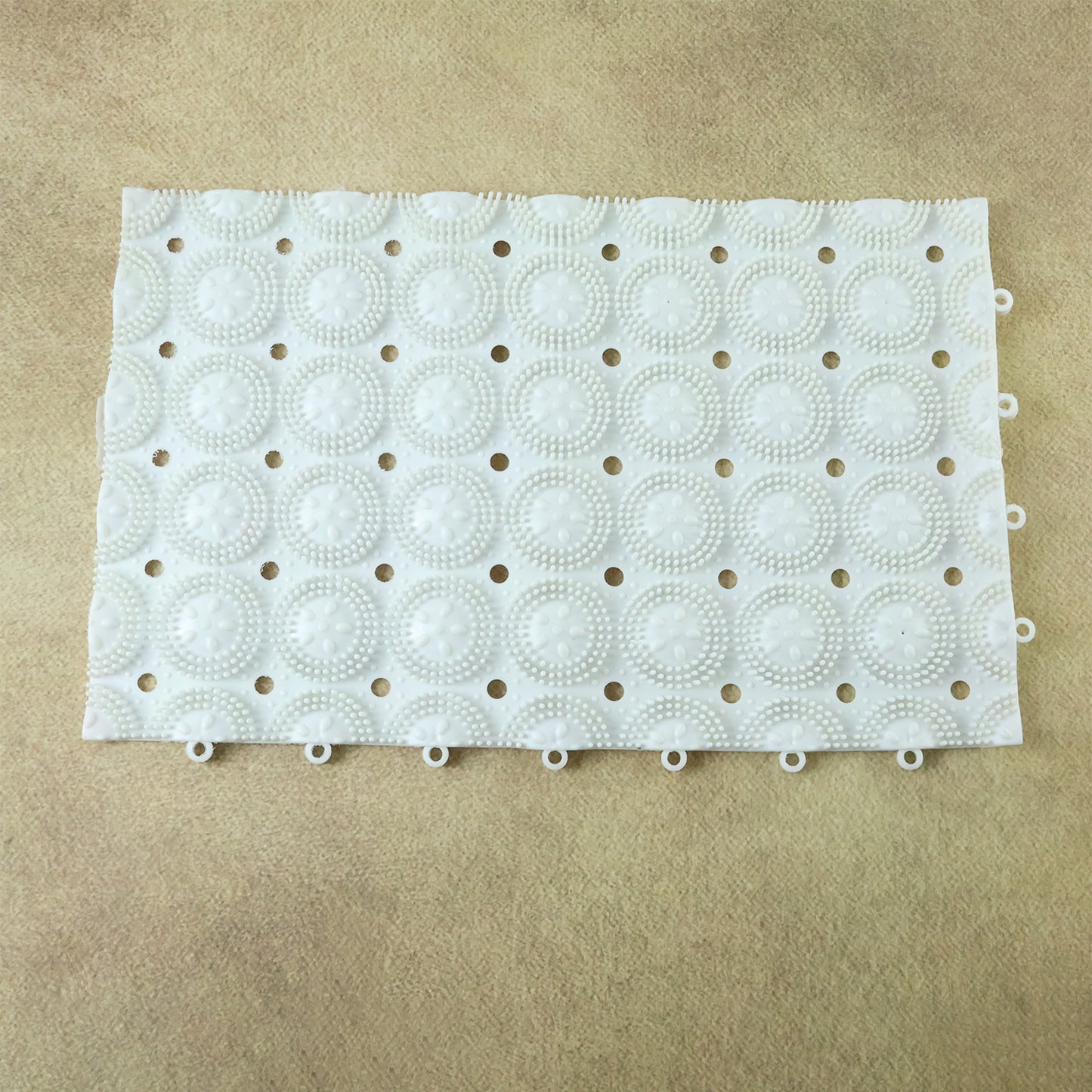 Anti-Slip Bathroom Massage Mat with Suction Cups - 4 Pc Set (33 x 21 cm) - Happy Price - Image 6