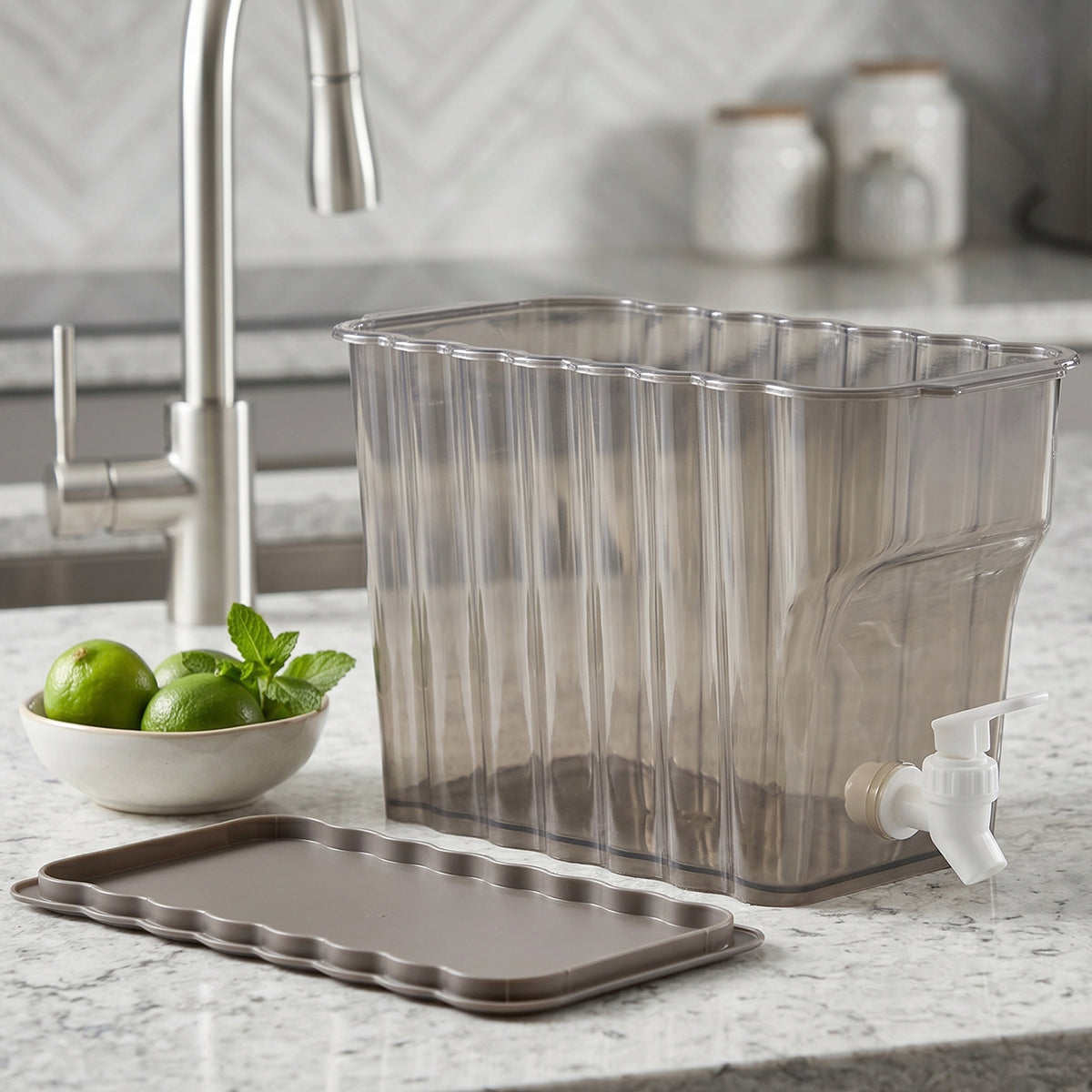 3.6 Litre Plastic Beverage Dispenser with Tap for Fridge - Happy Price - Image 5