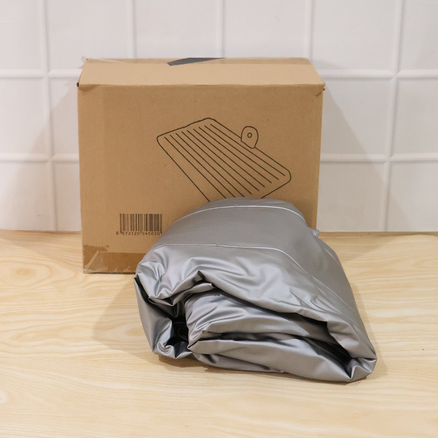 Grey Portable Car Air Bed with Pump & Pillows for SUV Travel - Happy Price - Image 7
