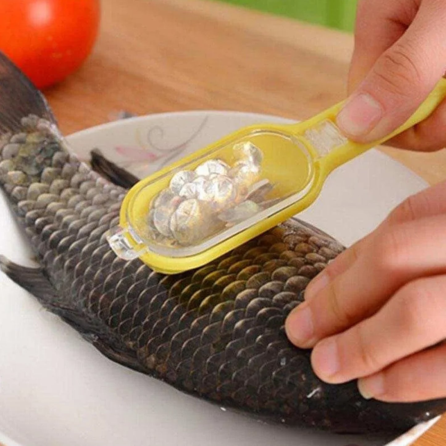 Plastic Fish Scales Graters Scraper Fish Skin Brush Fish Cleaning Tool Scraping Scales Device With Cover Home Kitchen Cooking Tools 1 Pieces - Happy Price - Image 2