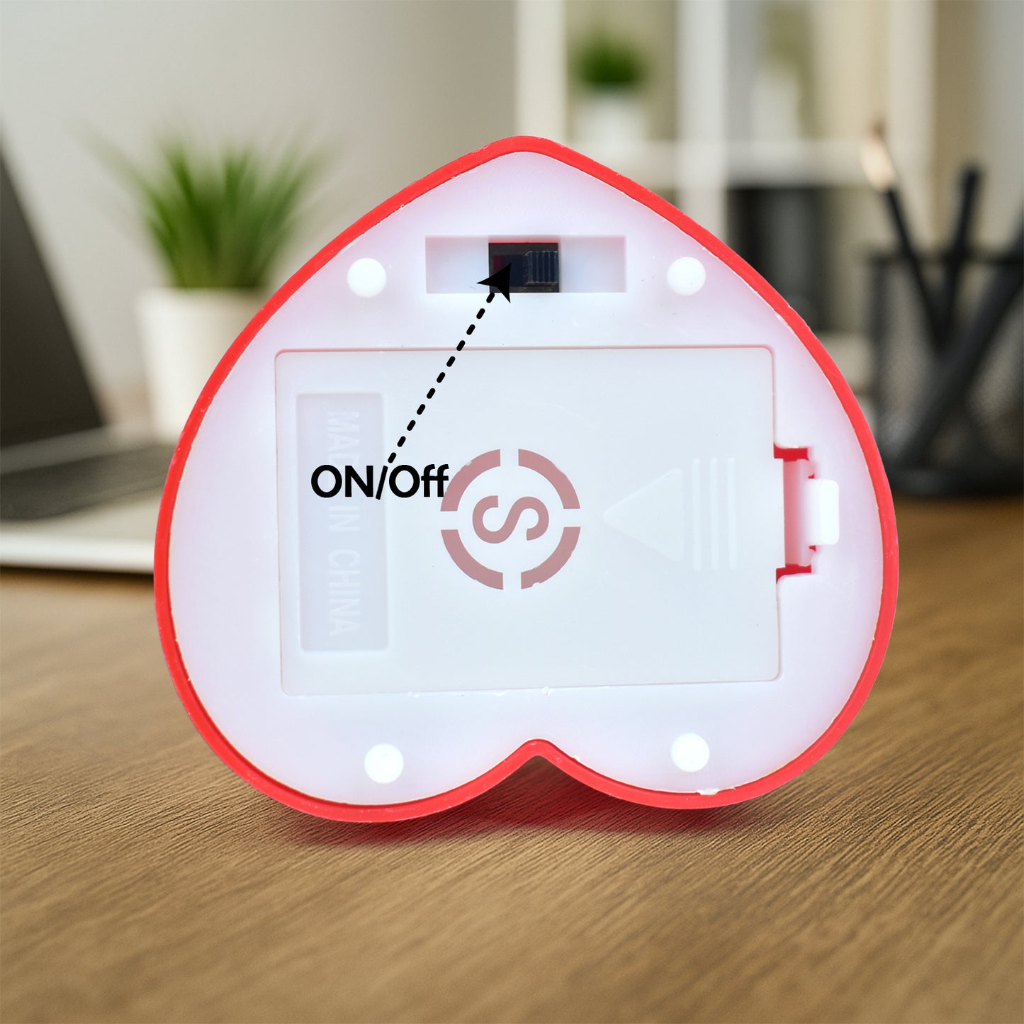 Romantic Couple Heart Frame Showpiece - 1 Pc - Happy Price - Image 4