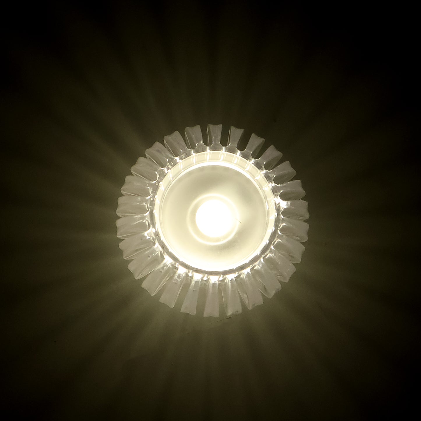 Set of 4 LED Flameless Candles with Crystal Holder - Safe Decorative Lighting - Happy Price - Image 3