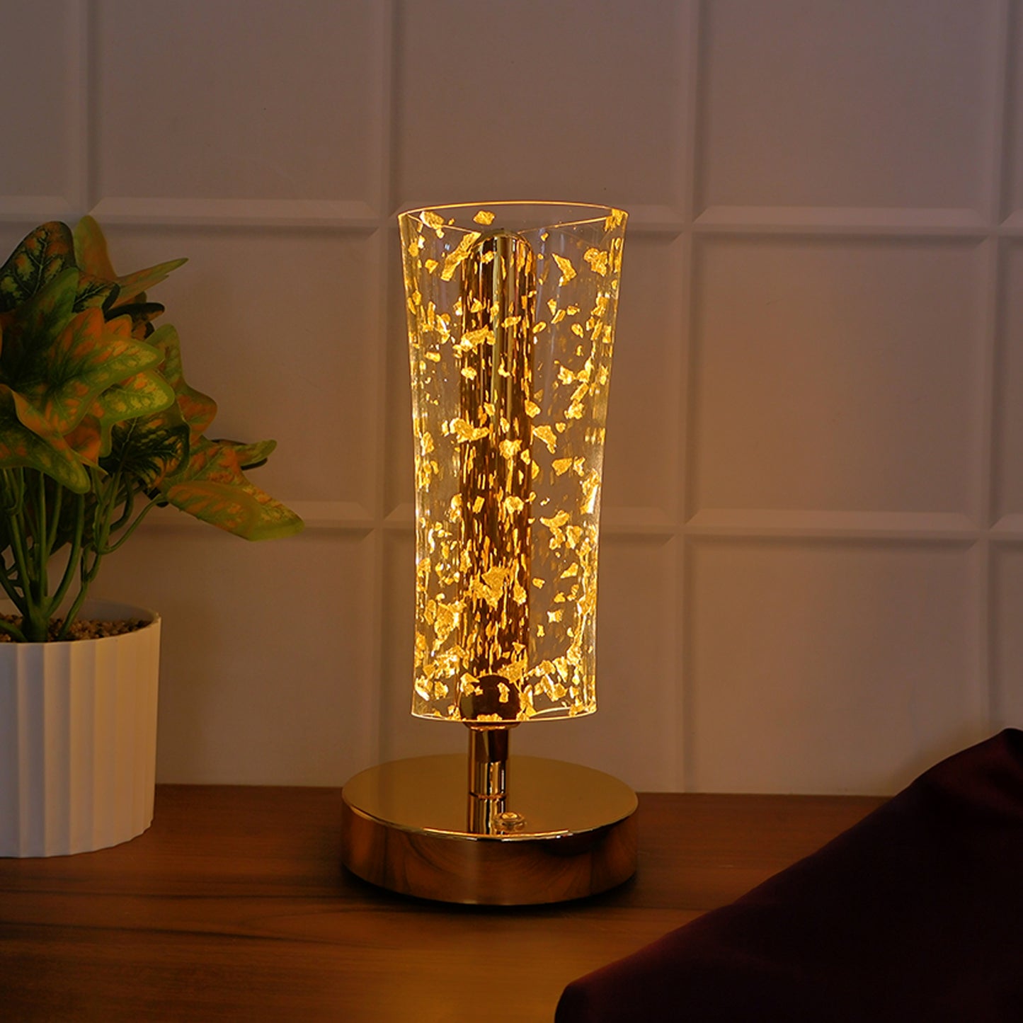 Golden Crystal LED Table Lamp with Flakes, USB Rechargeable, 1 Pc - Happy Price - Image 2