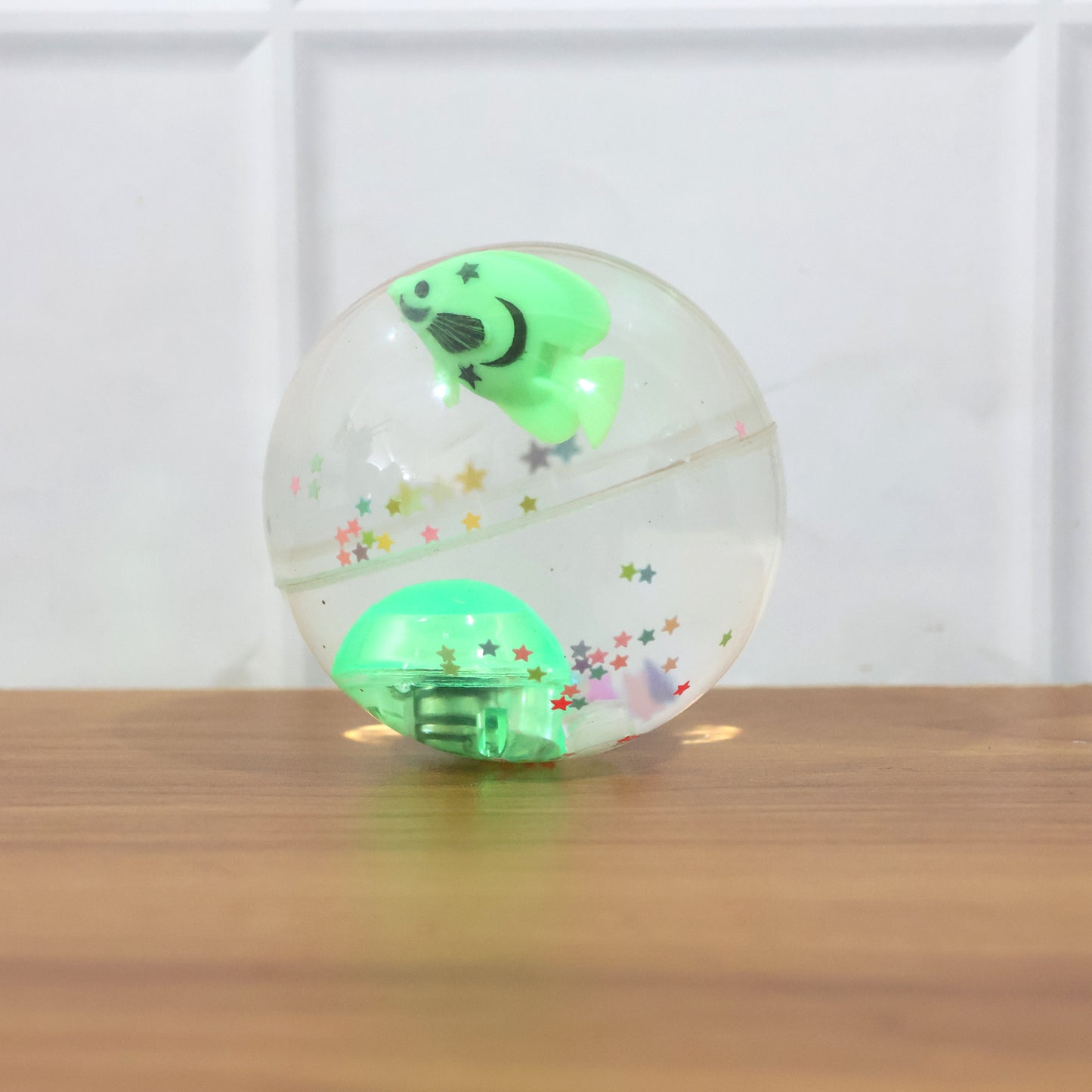Impact-Activated LED Bouncy Fish Ball Toy - Flashing Sensory Ball (1 Pc) - Happy Price - Image 6