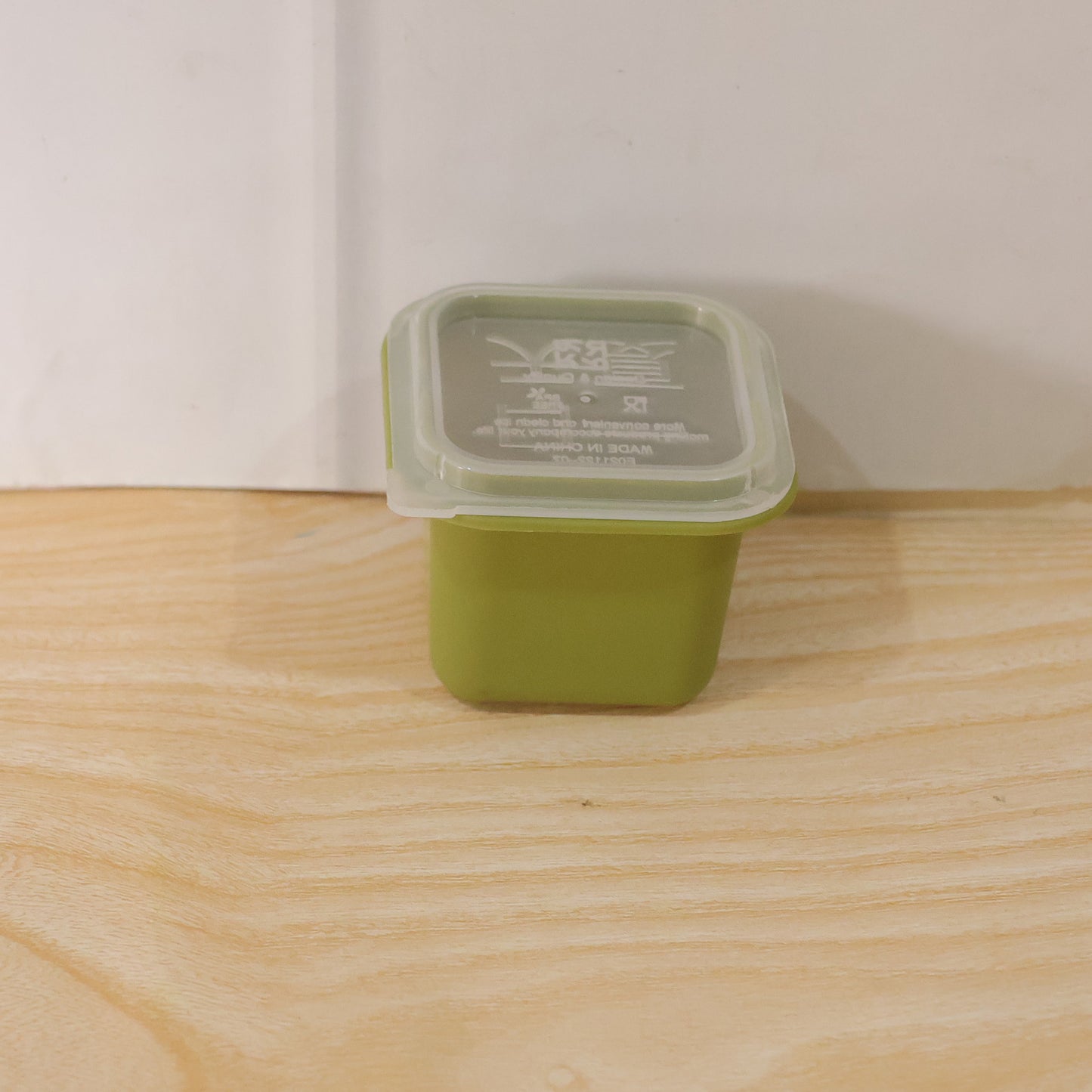 Multipurpose Plastic Storage Box with Lid - 1 Piece - Happy Price - Image 7