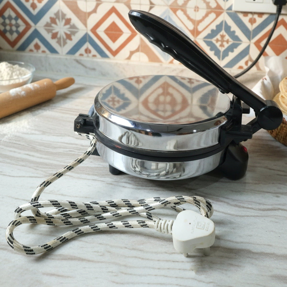 Electric Roti Maker with Stainless Steel Plate - 1 Pc - Happy Price - Image 3