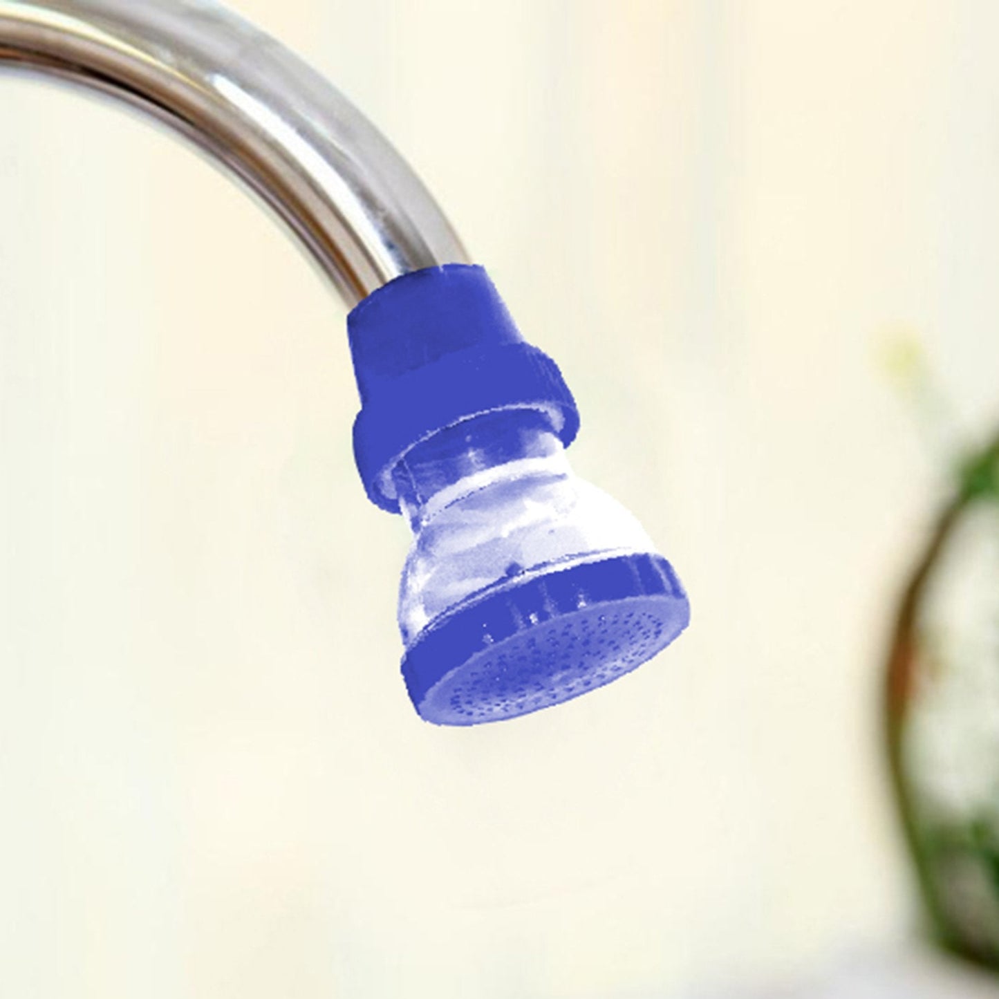 Small Plastic 360-degree Shower Head Faucet - Happy Price - Image 1