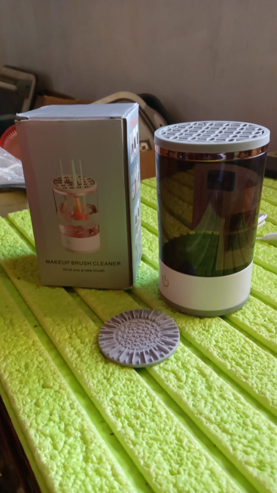 Automatic Makeup Brush Cleaner Fast Electric Brush Cleaner Hand Free Machine Super Clean Brush Washer Brushes Organizer Tool (1 Pc) - Happy Price - Image 7