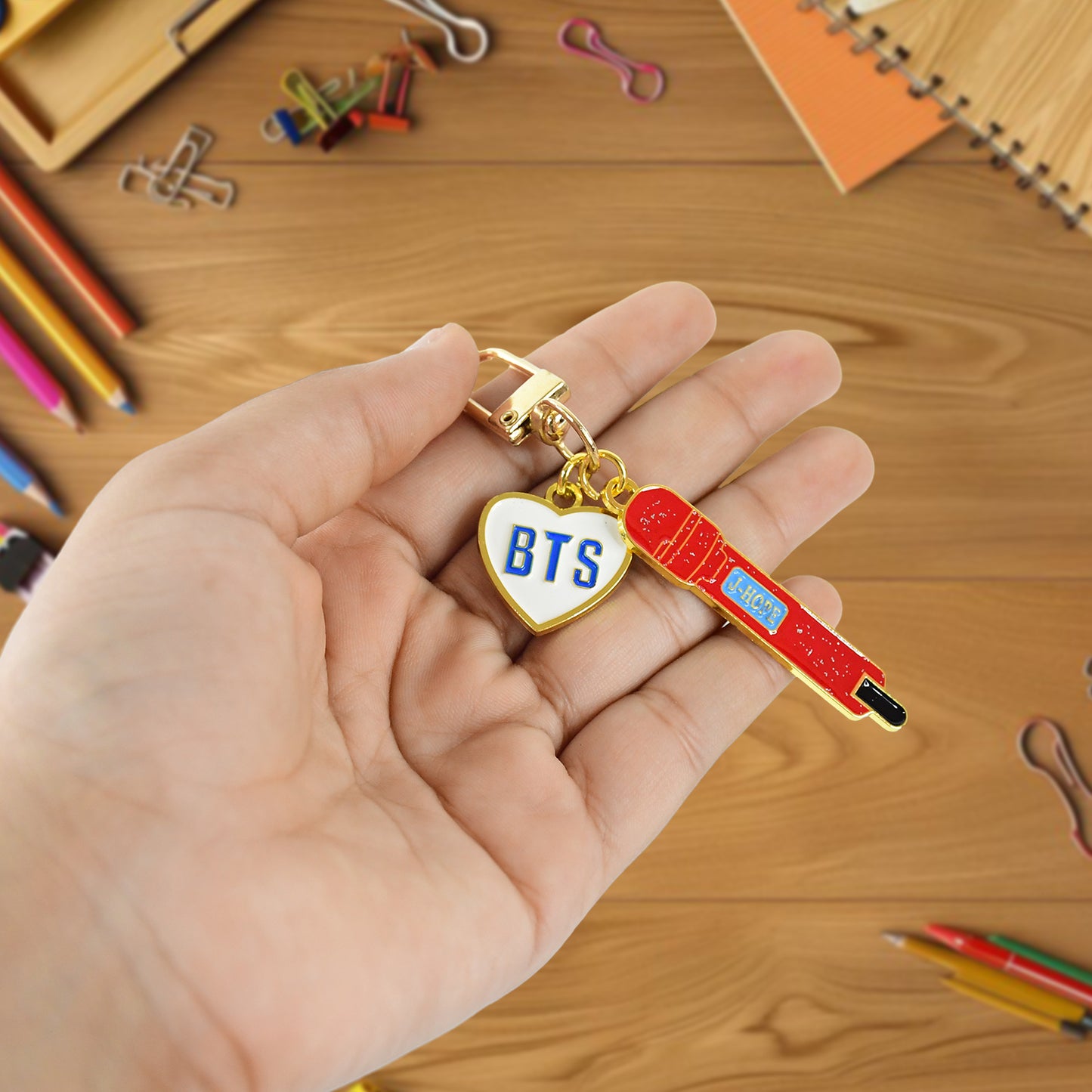 Cute Acrylic And Metal Keychains (1 Pc Mix Design) - Happy Price - Image 5