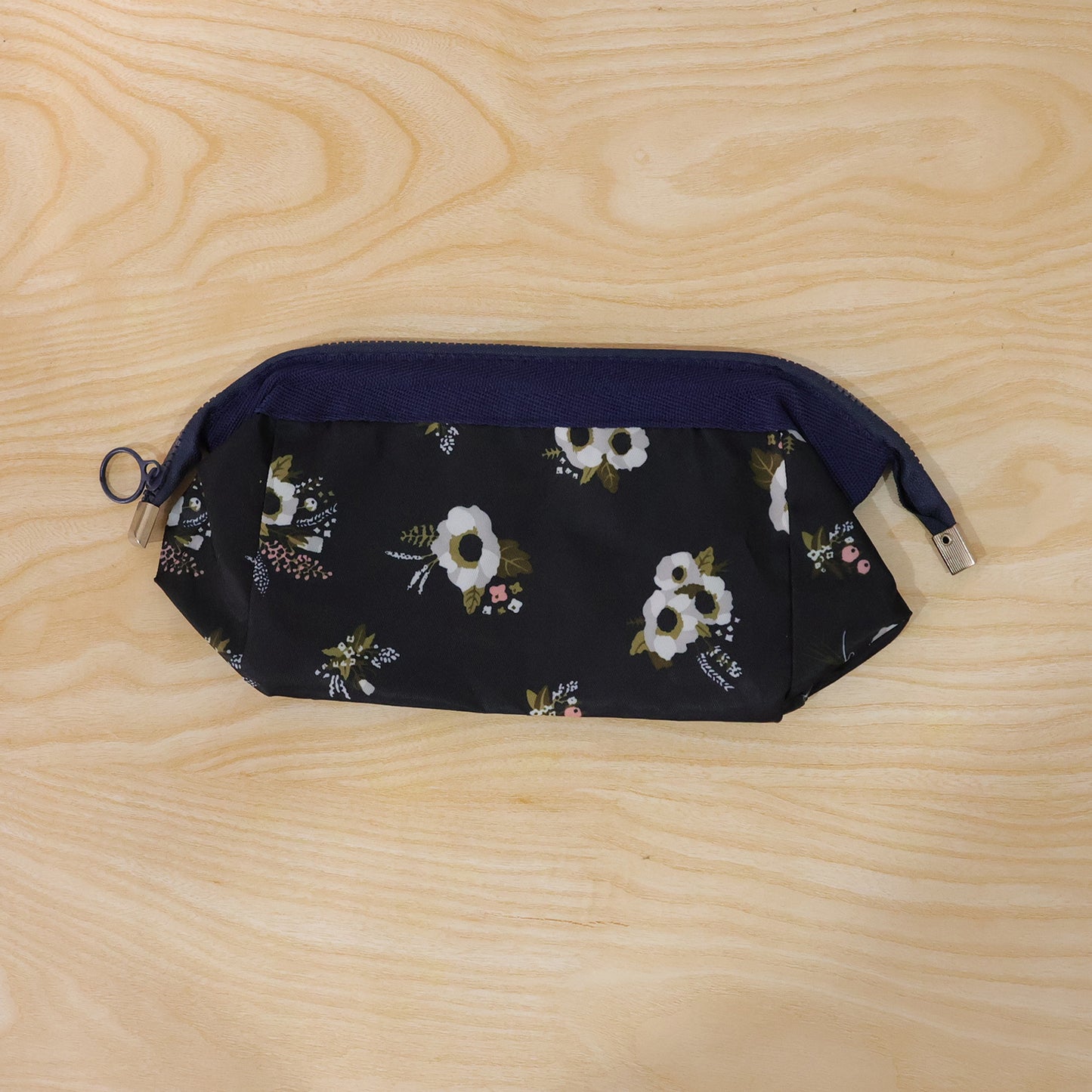 Stylish Multipurpose Cosmetic Storage Pouch Bag (1 Pc 18x12 Cm)
