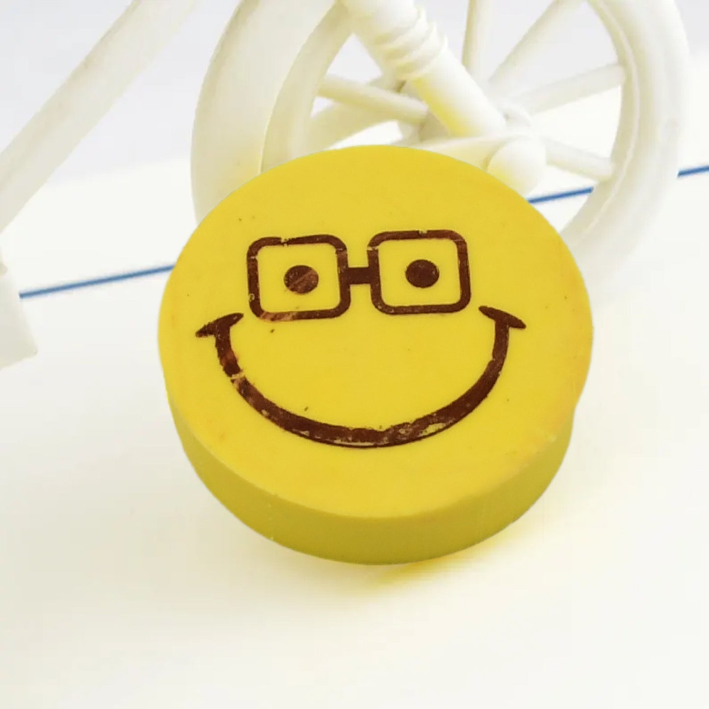 Smiley Design Eraser (1 Pc Mix Design) - Happy Price - Image 4