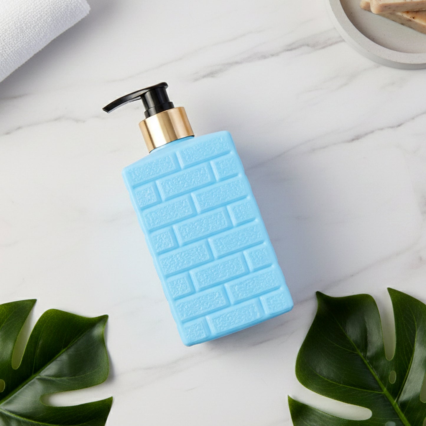 Plastic Soap Dispenser Pump Bottle - Refillable Liquid Holder (1 Pc) - Happy Price - Image 4
