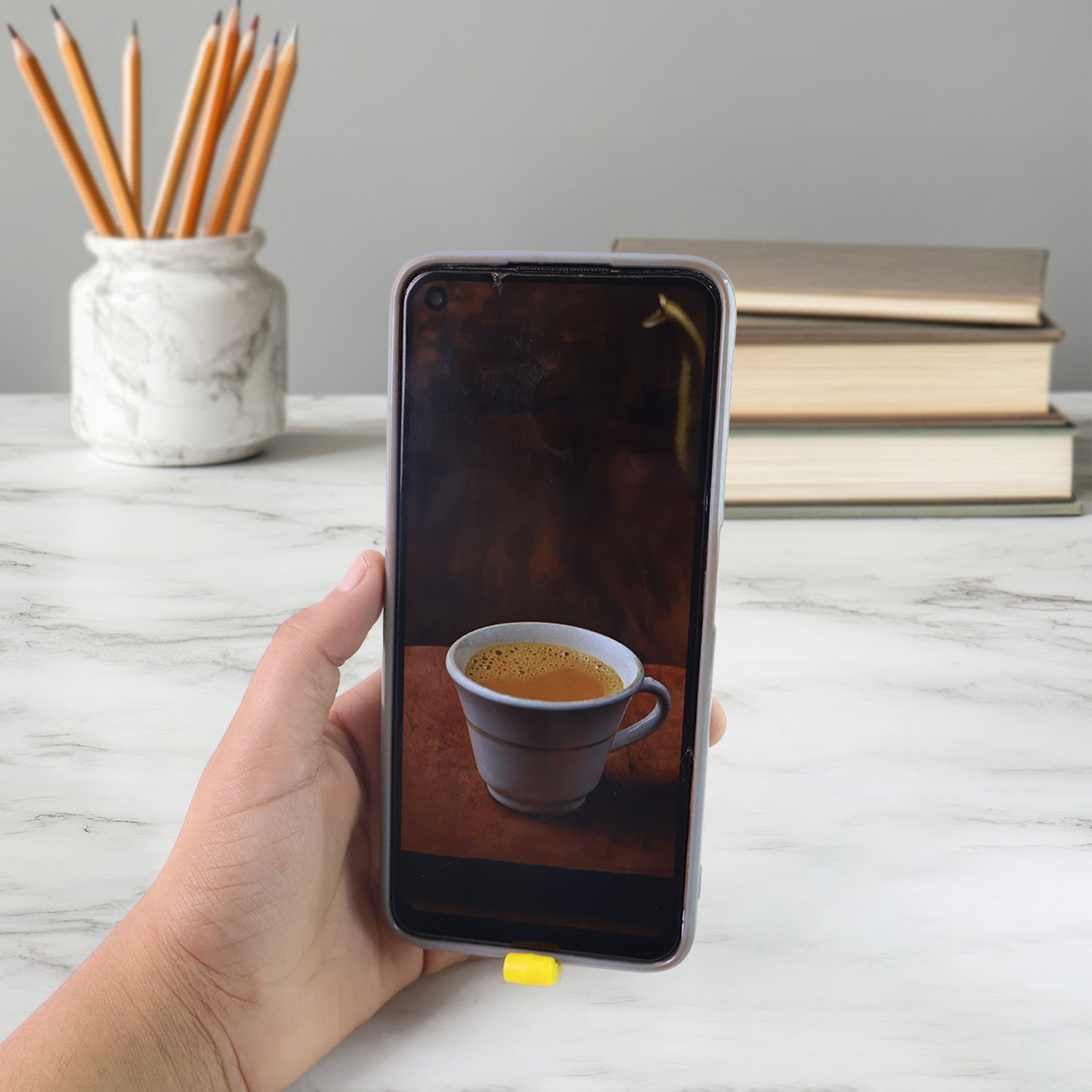 2-in-1 Plastic Dual-finger Mobile Stand Cum Keyring (1 Pc Mixed Color) - Happy Price - Image 5