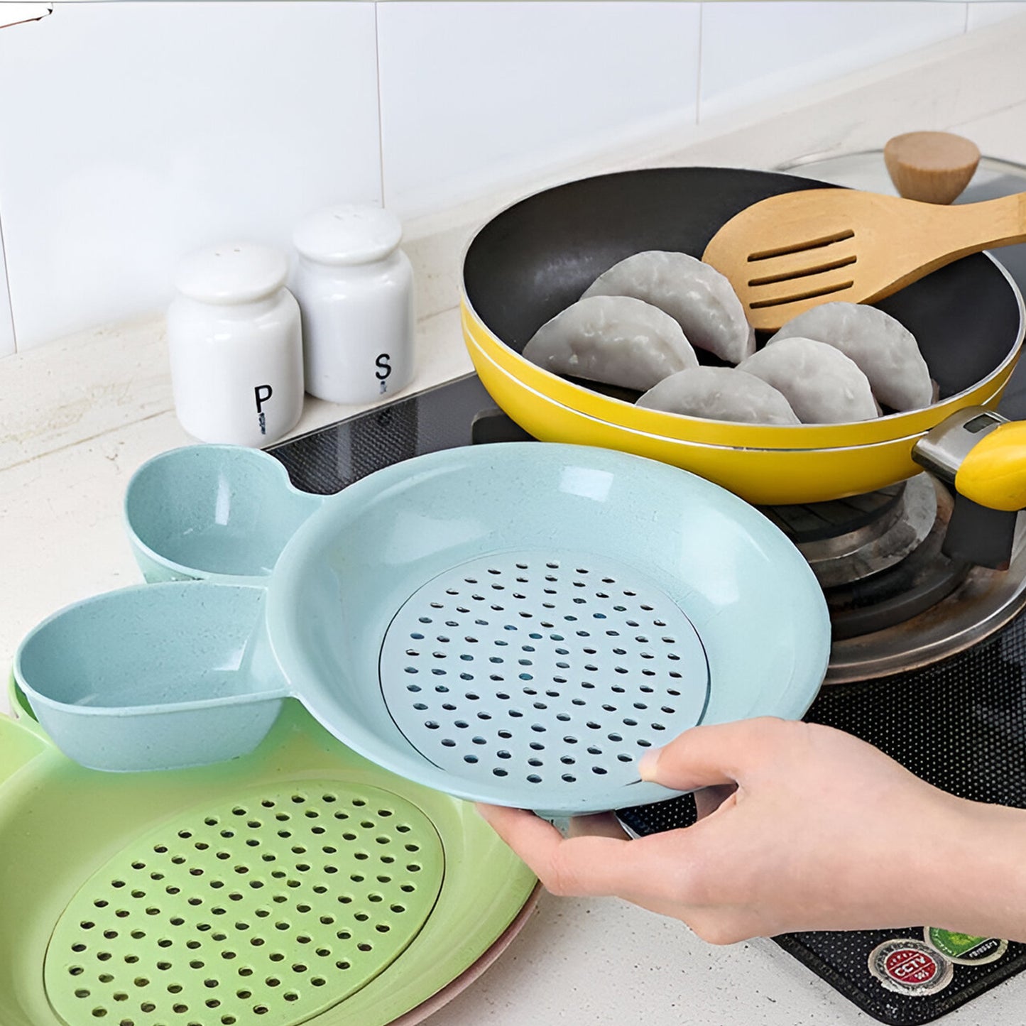 Multi-Purpose Snack Serving Plate with Strainer & Dip Holders (1 Pc) - Happy Price - Image 3