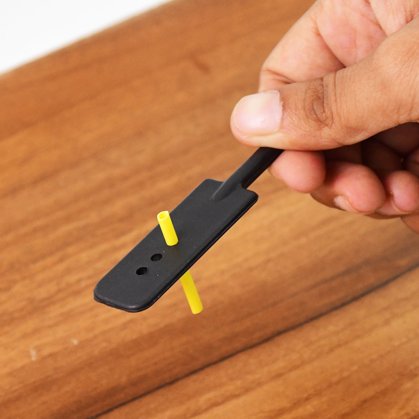 1 Magic Bat Toy Fun Trick Bat With 1 Stick For Kids - Happy Price - Image 4